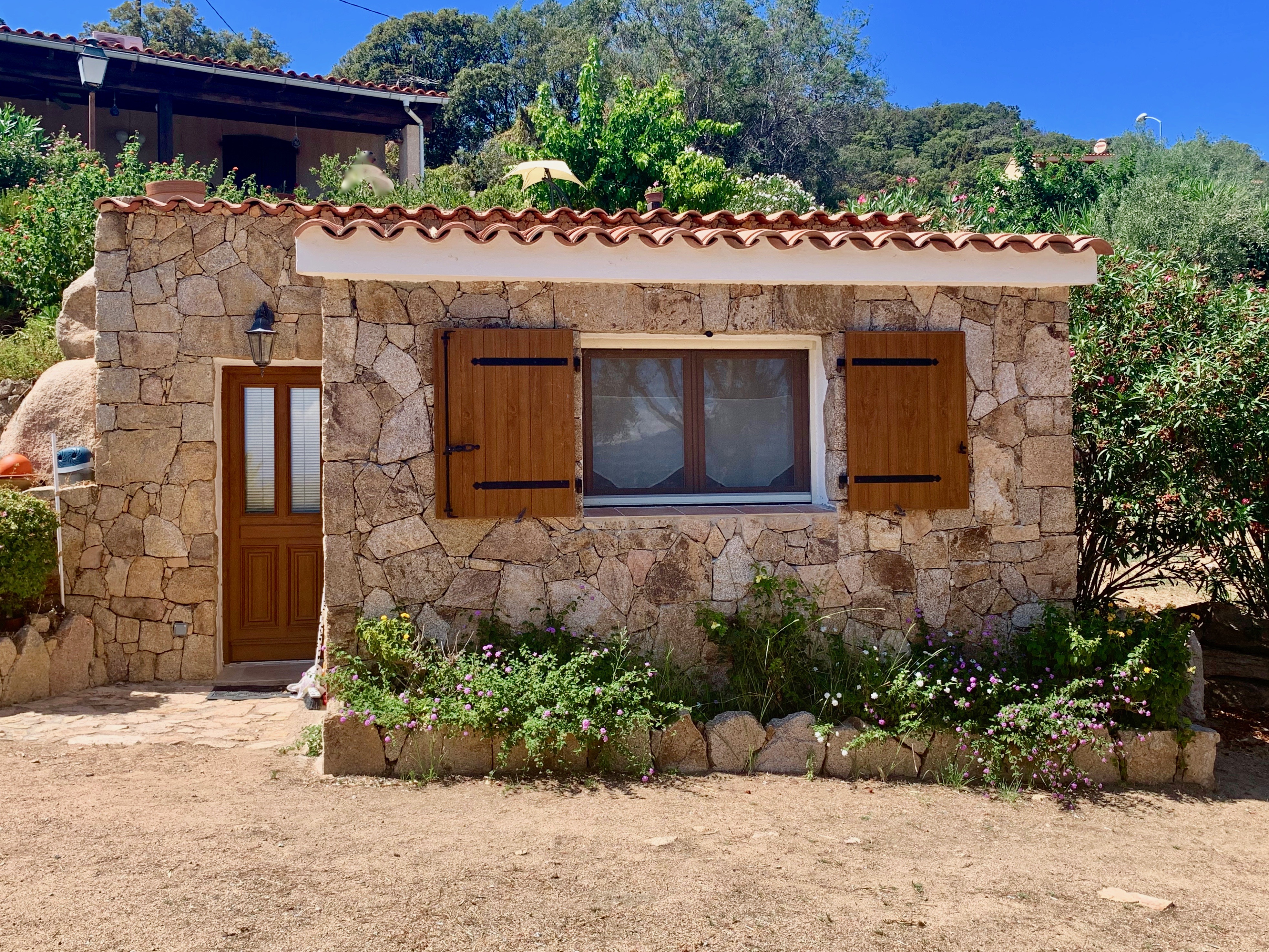 Charming house made of cut stone sea view