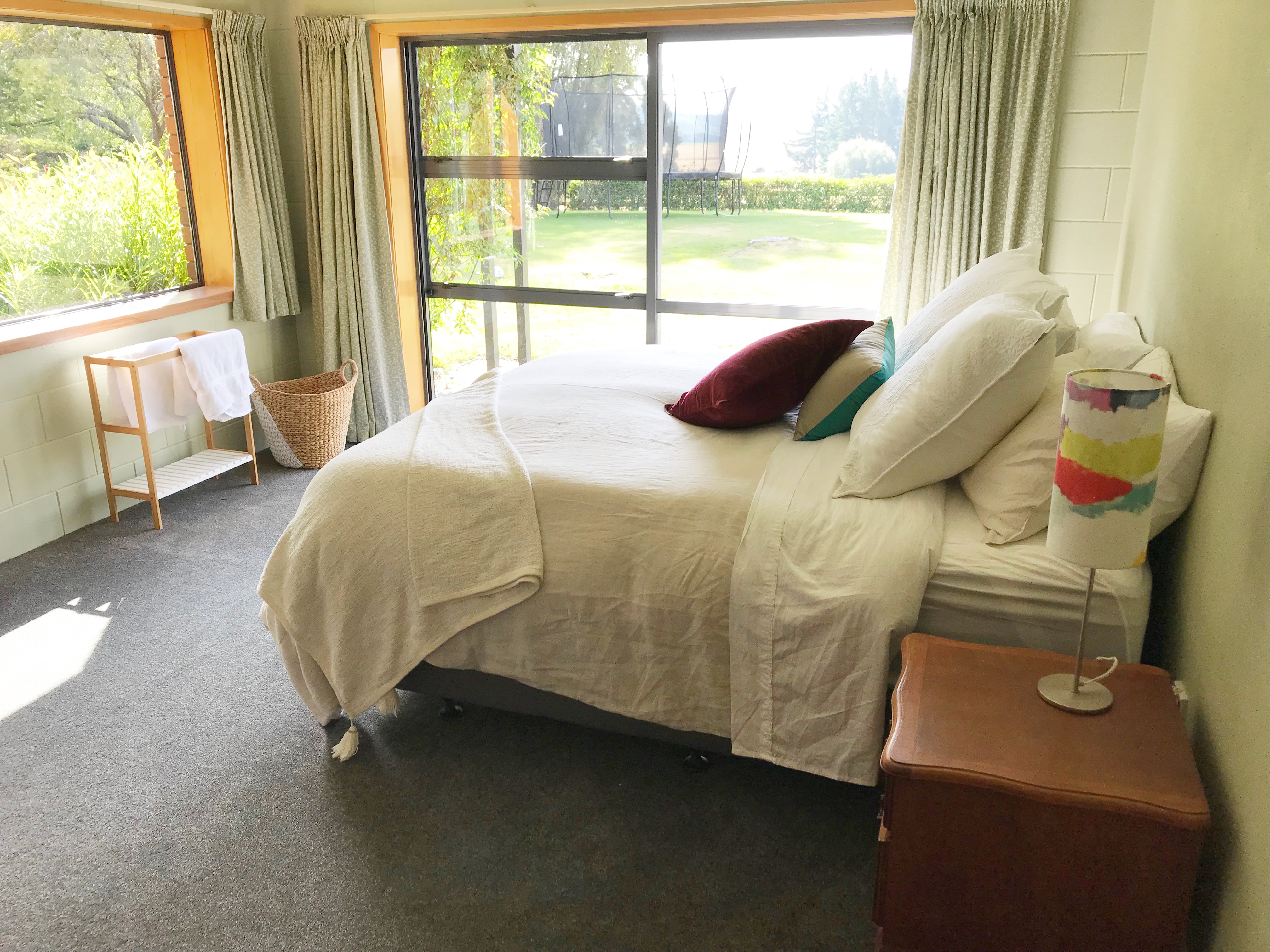 Self-contained apartment - Oamaru outskirts