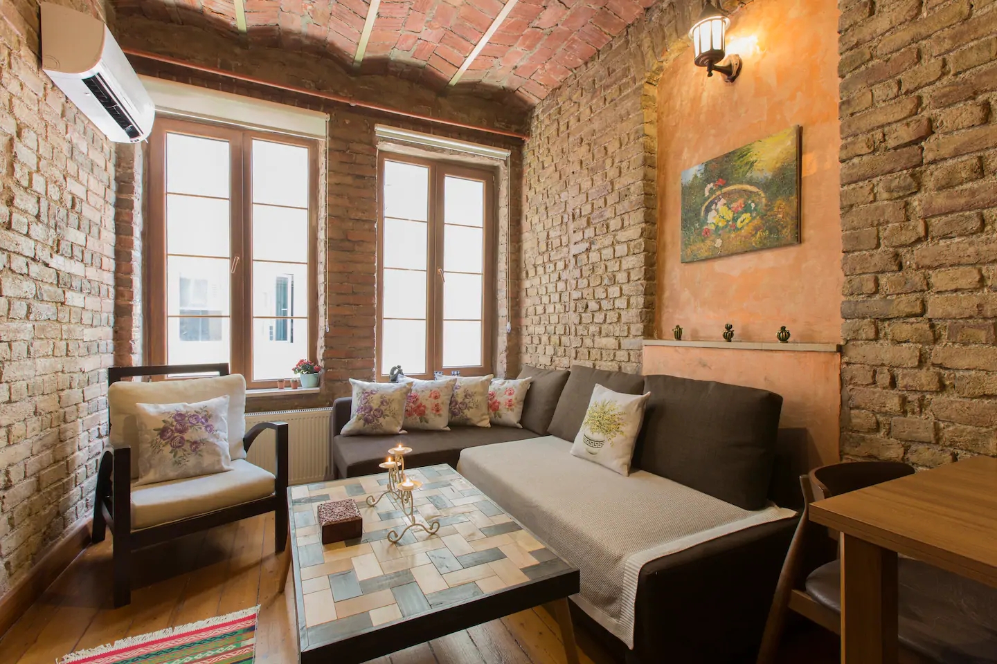 Exposed Brick & Unique View @Heart of Istanbul