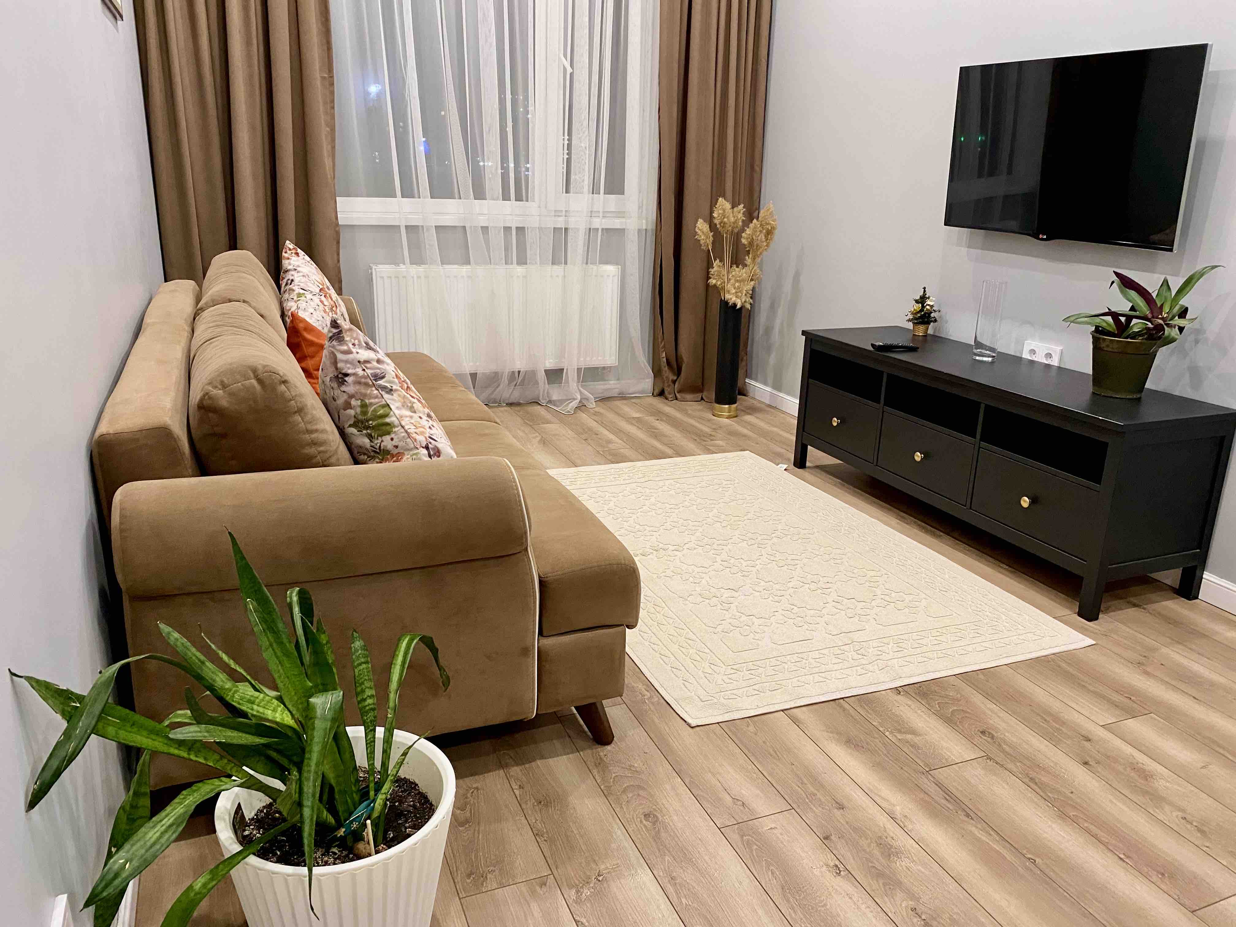 A new residential complex opposite the Botanical Garden