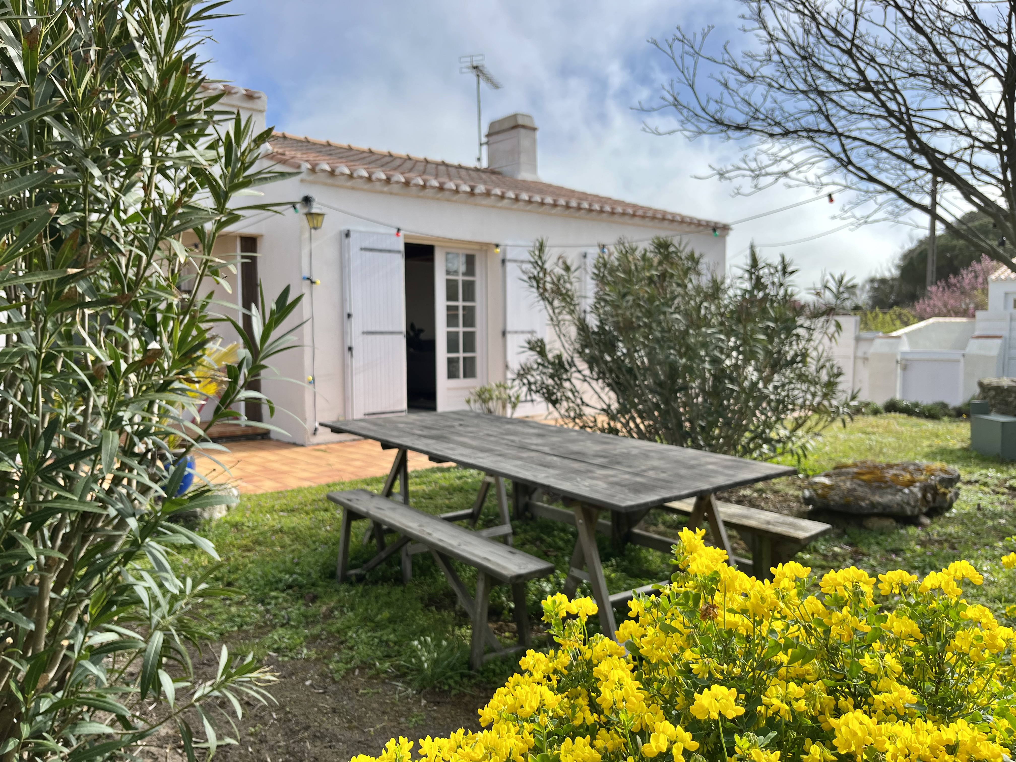 Charming house near beach