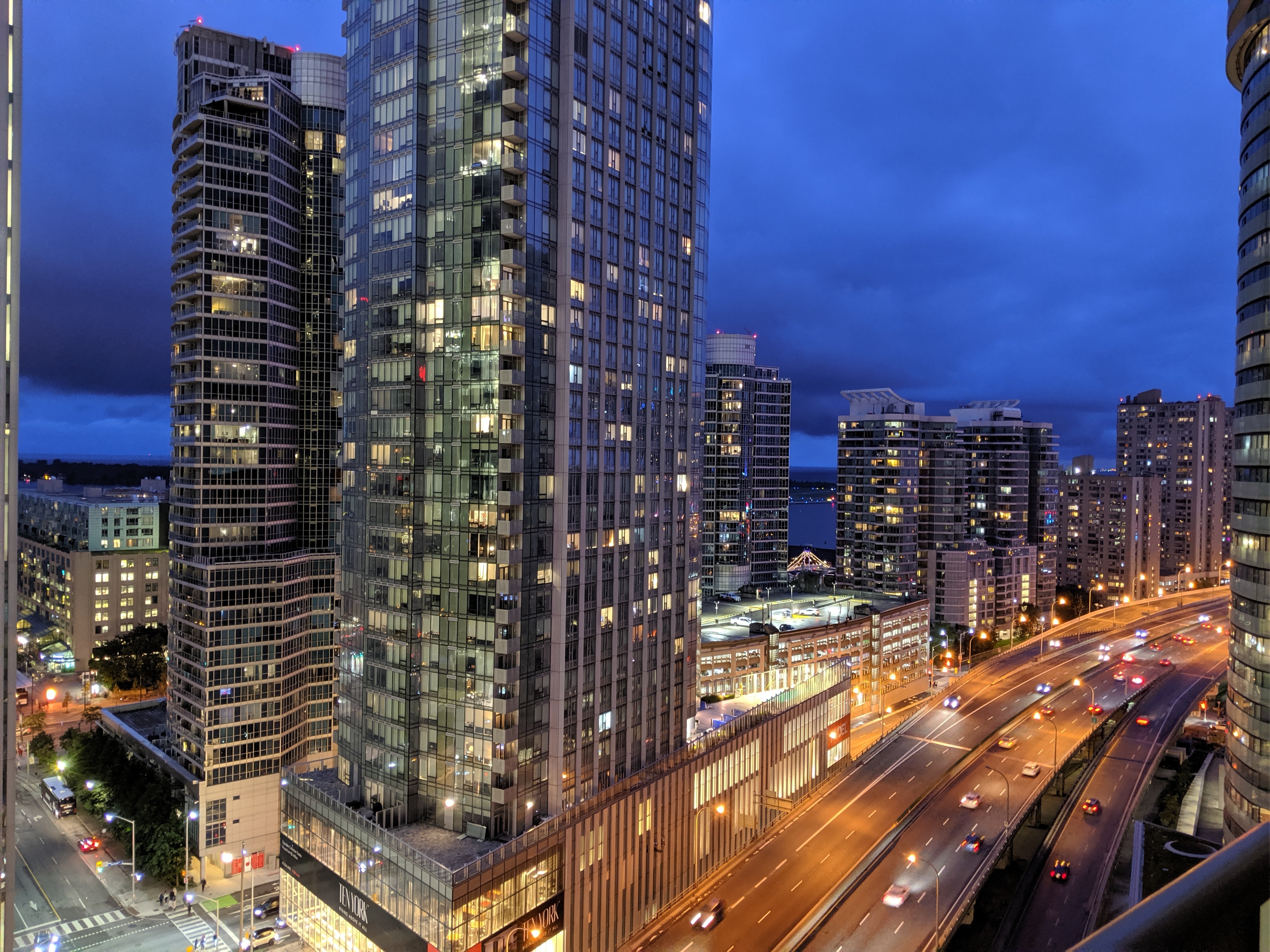 1Bedrm Condo|❤️ of Dt-Union Stn, Scotiabank Arena
