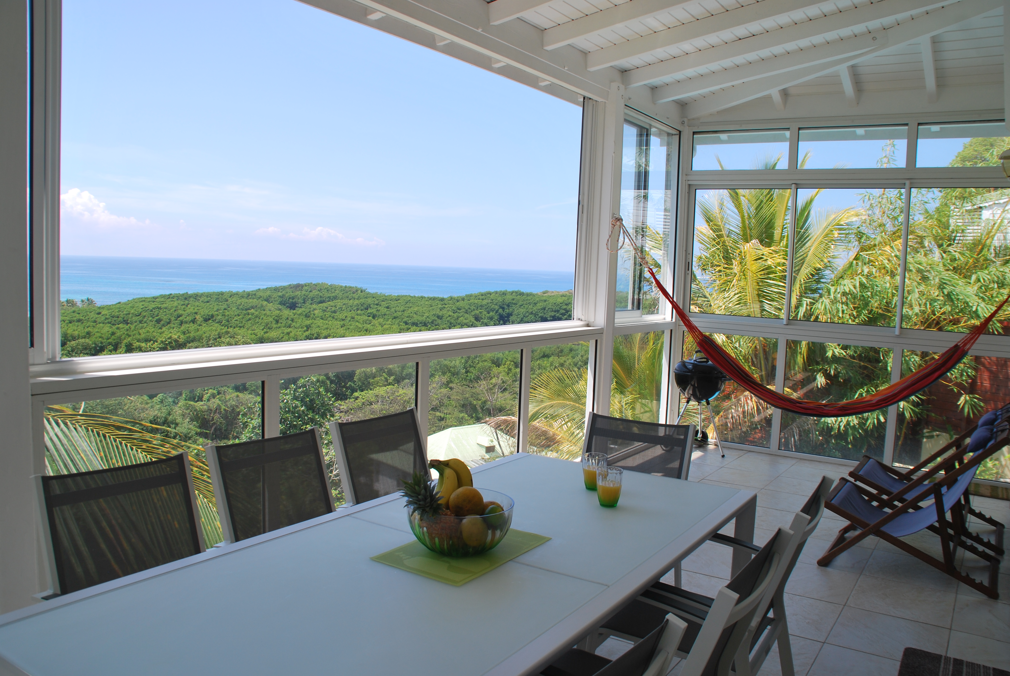 Magnific. Villa. sea ​​view, 350 m from the beach