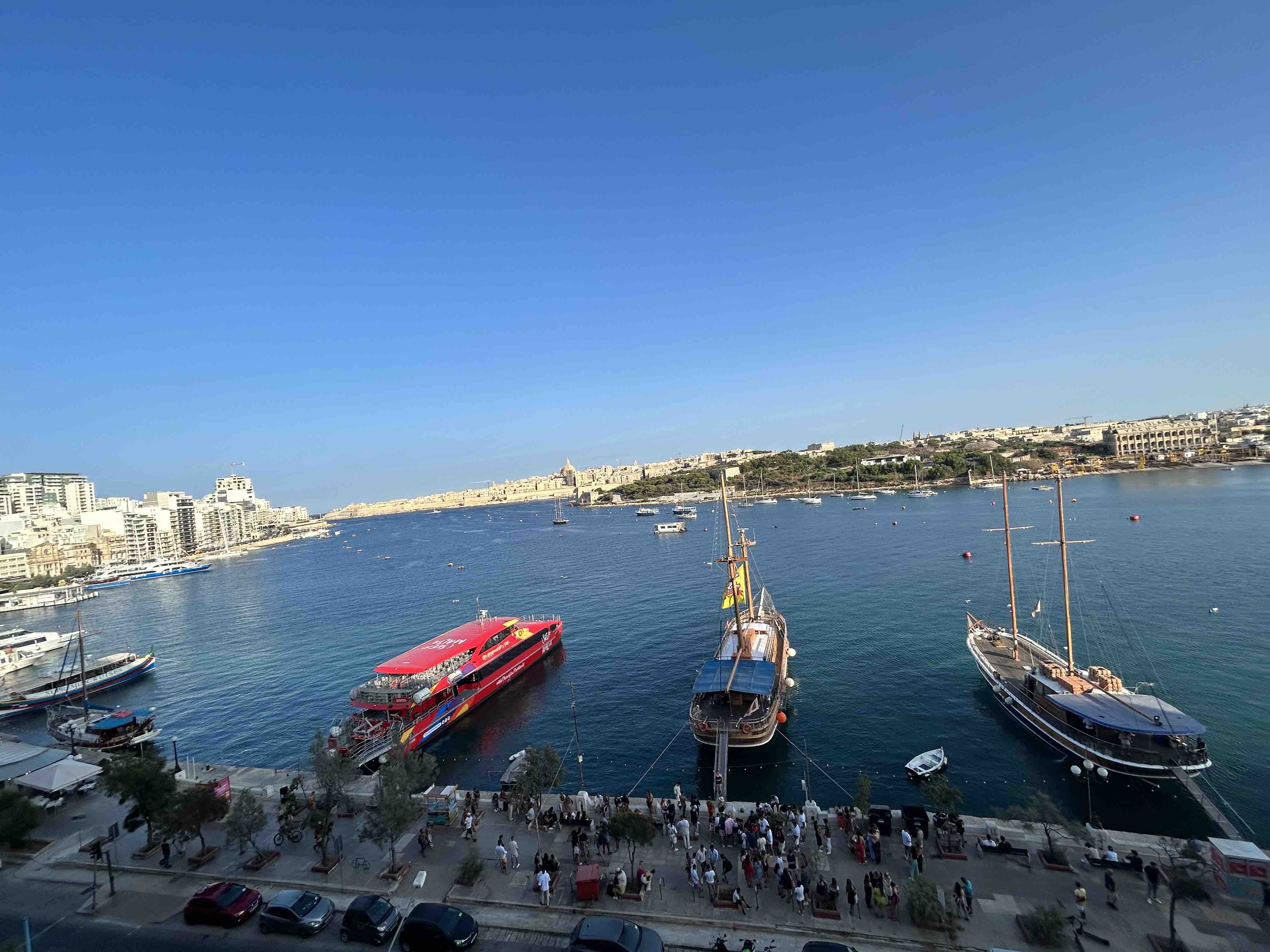 Sliema Ultracentral Location 3 bedrooms 2 bth