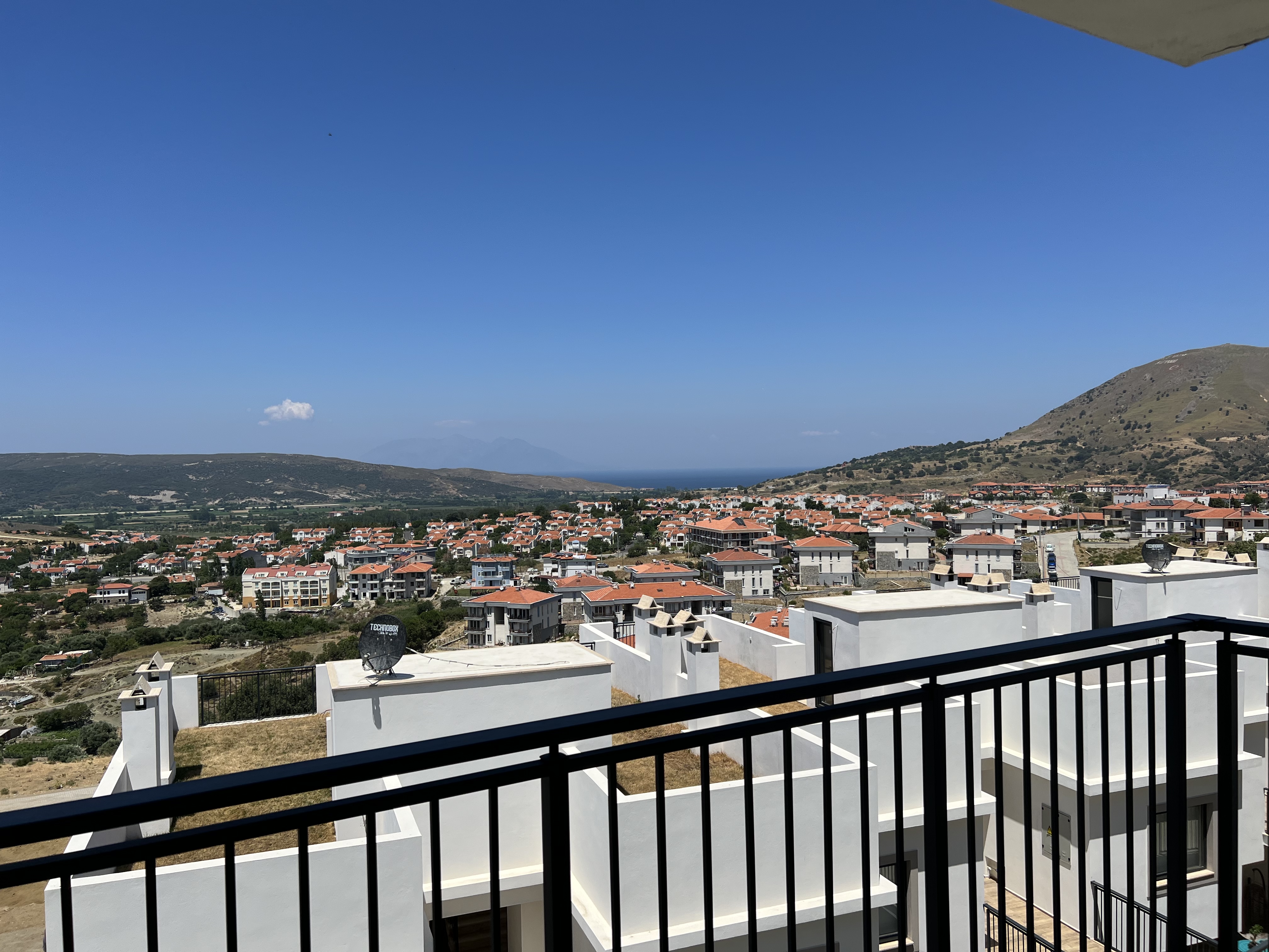 Sea view apartment