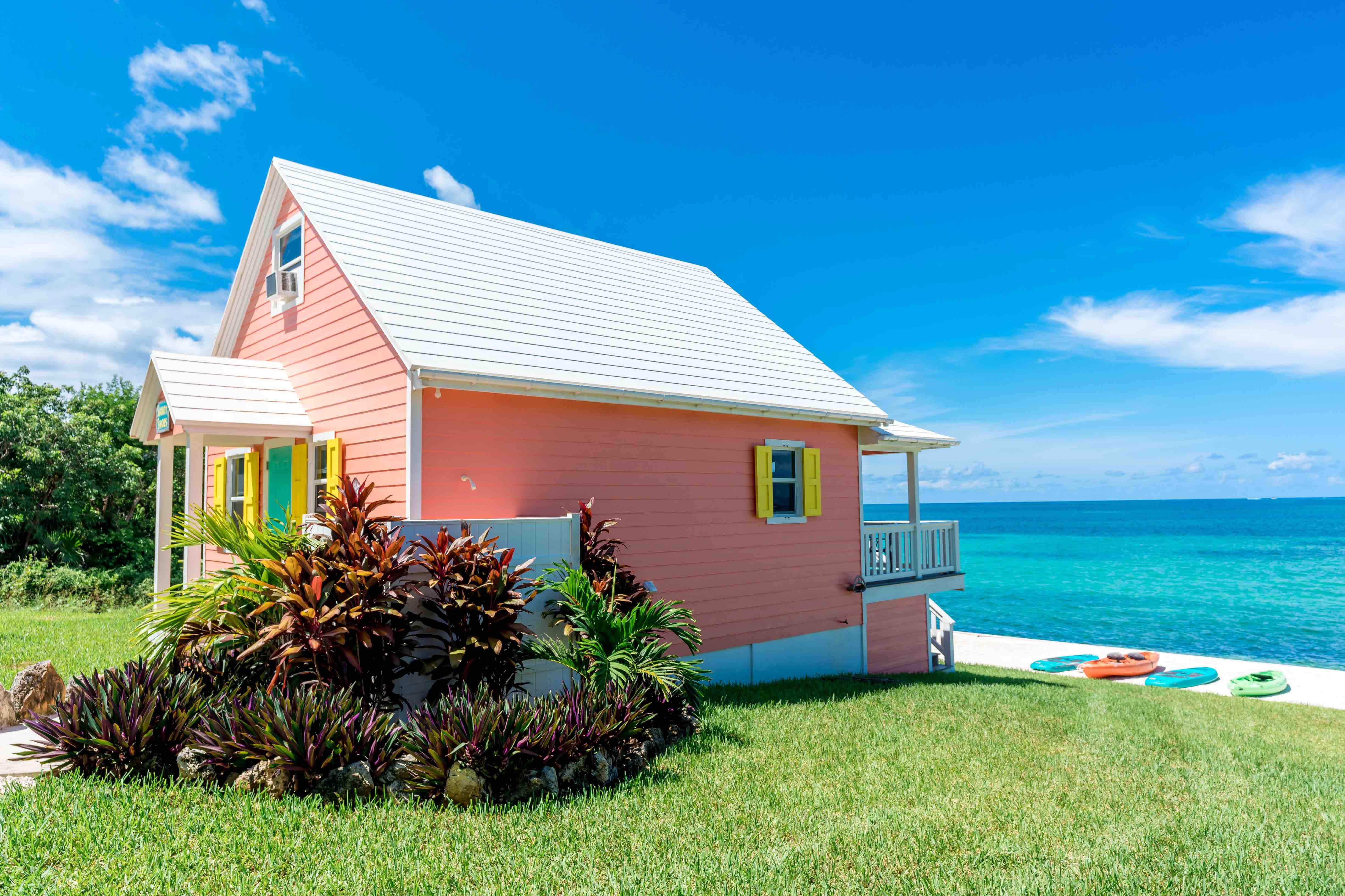 Sandy Shoes Houses for Rent in Spanish Wells, Bahamas