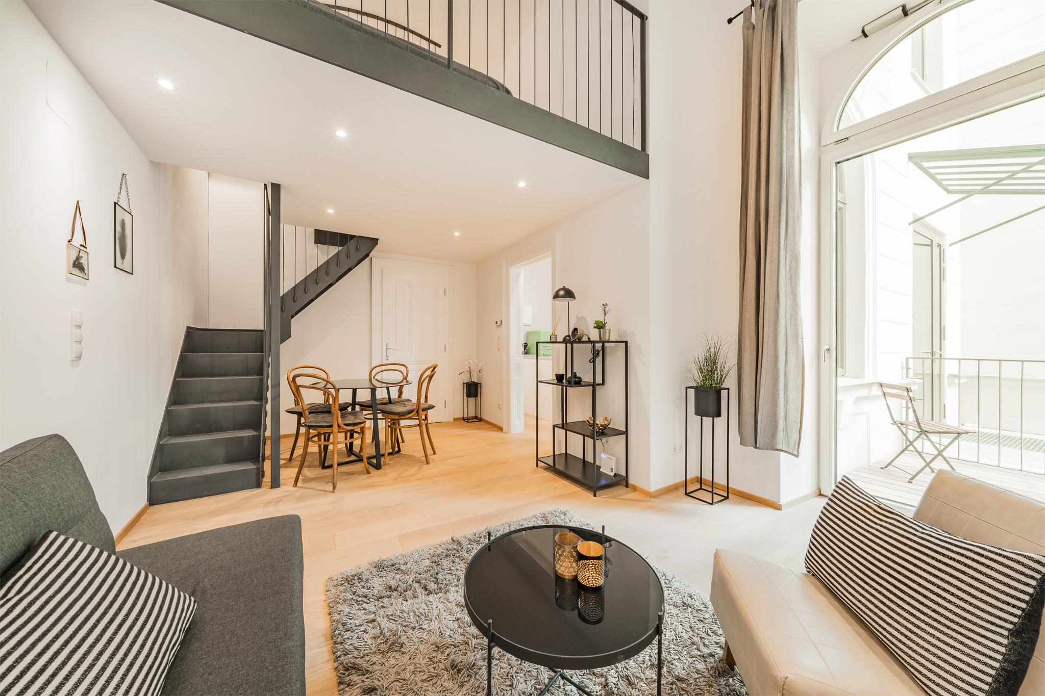 STYLISH LOFT APARTMENT IN THE HEART OF VIENNA
