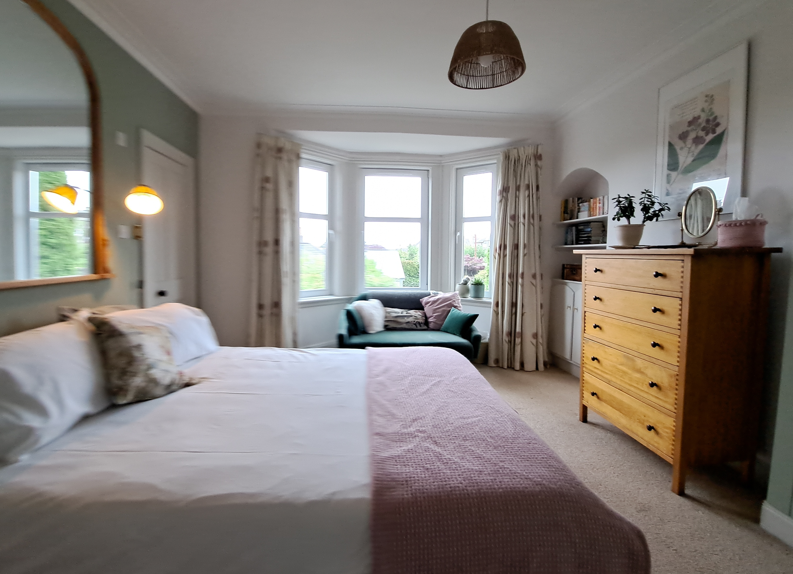 V. comfortable double bedroom, ensuite shower/wc in Liberton West and Braid Hills, Edinburgh