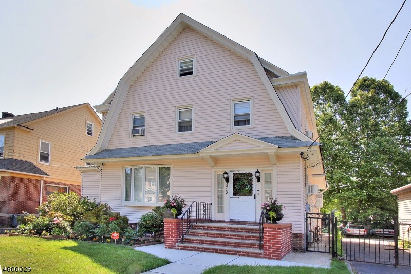 Historic Forest Hills Newark 1 bedroom house share in North, Newark