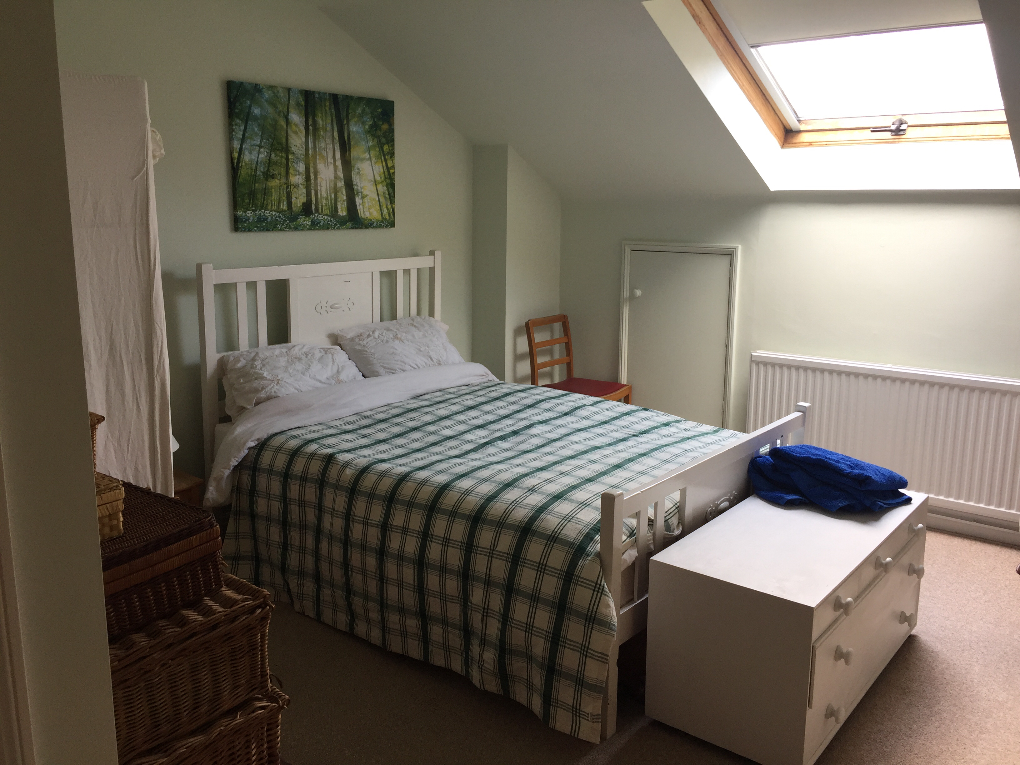 Large Clifton room with kitchenette in Clifton, Bristol