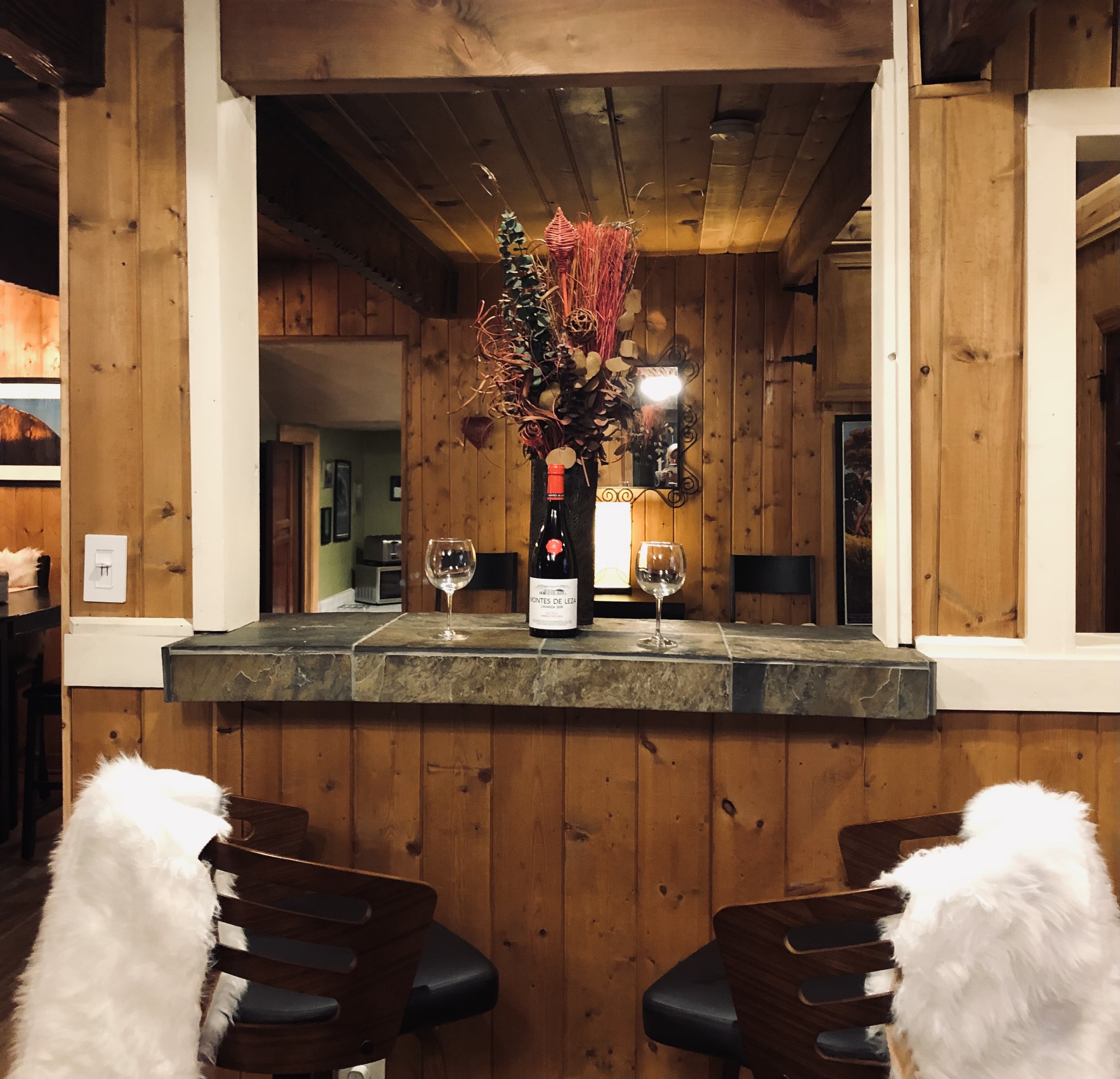 Cozy Yosemite Cabin w/ Hot Tub in the Pines. Cabins for Rent in Fish