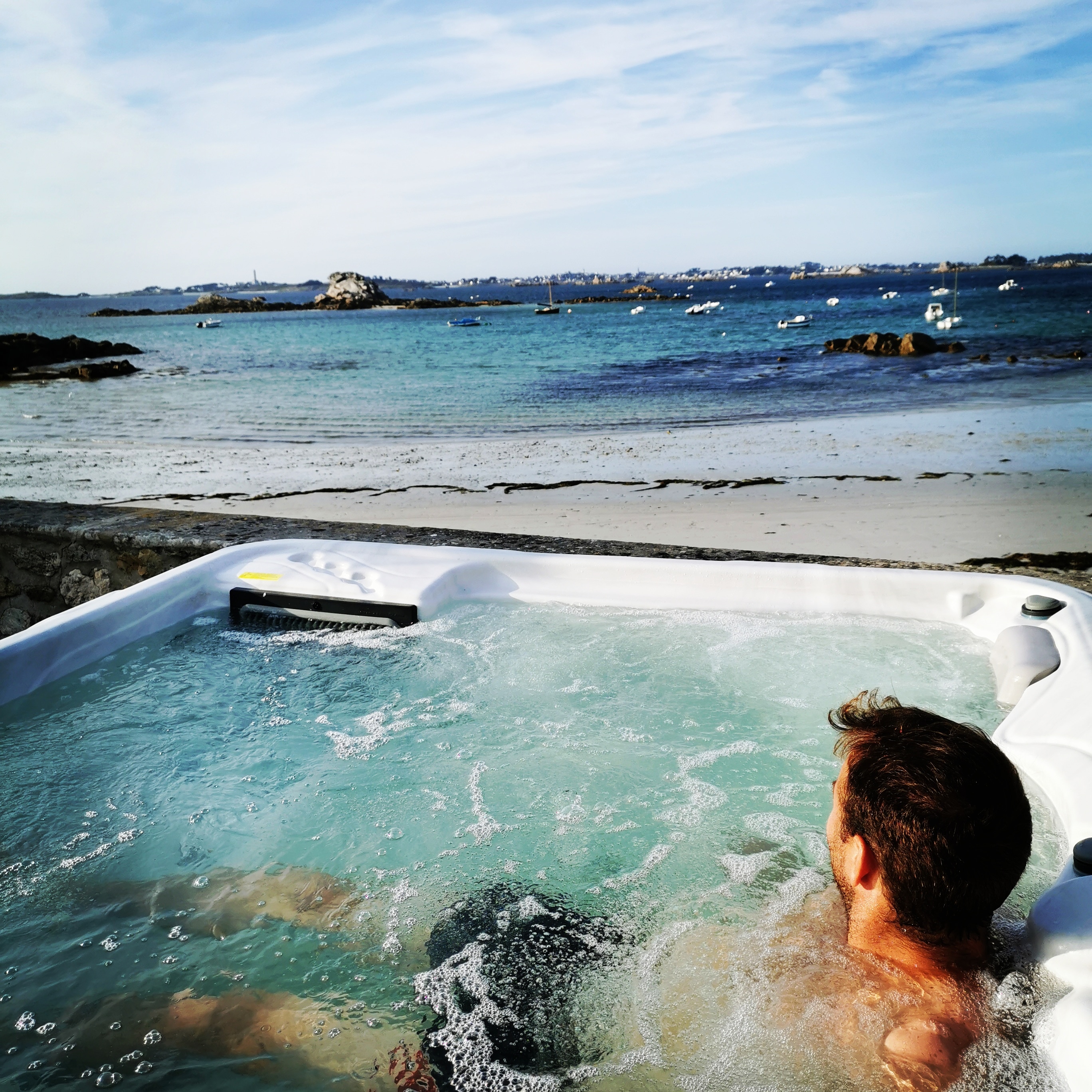 House sea view, beach access, billiards & SPA