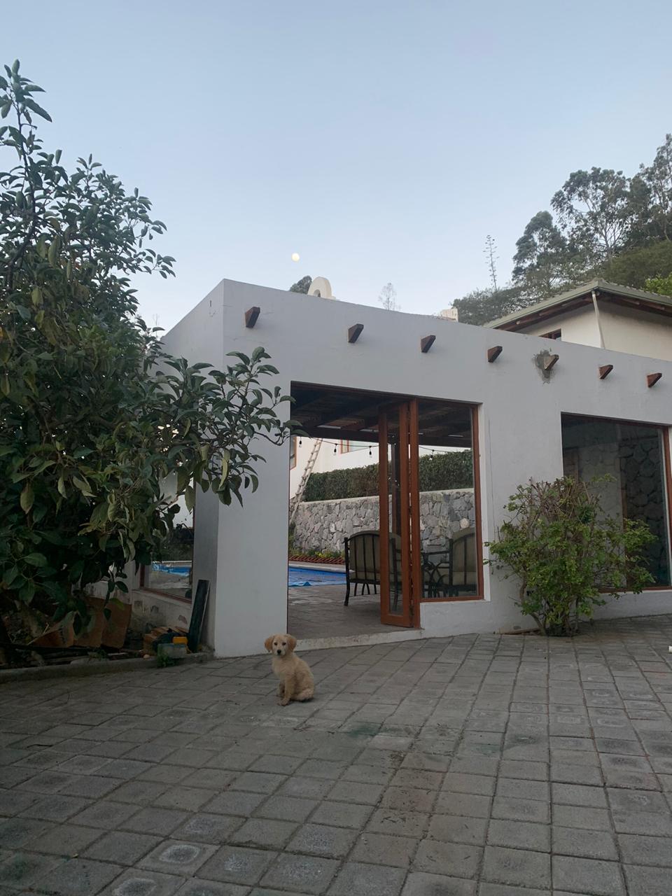 Villa Campestre tipo mediterranea cerca de Quito Casas