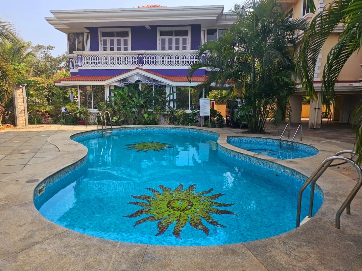 Dona Rosa Sands: 2BHK with Quick Beach Path