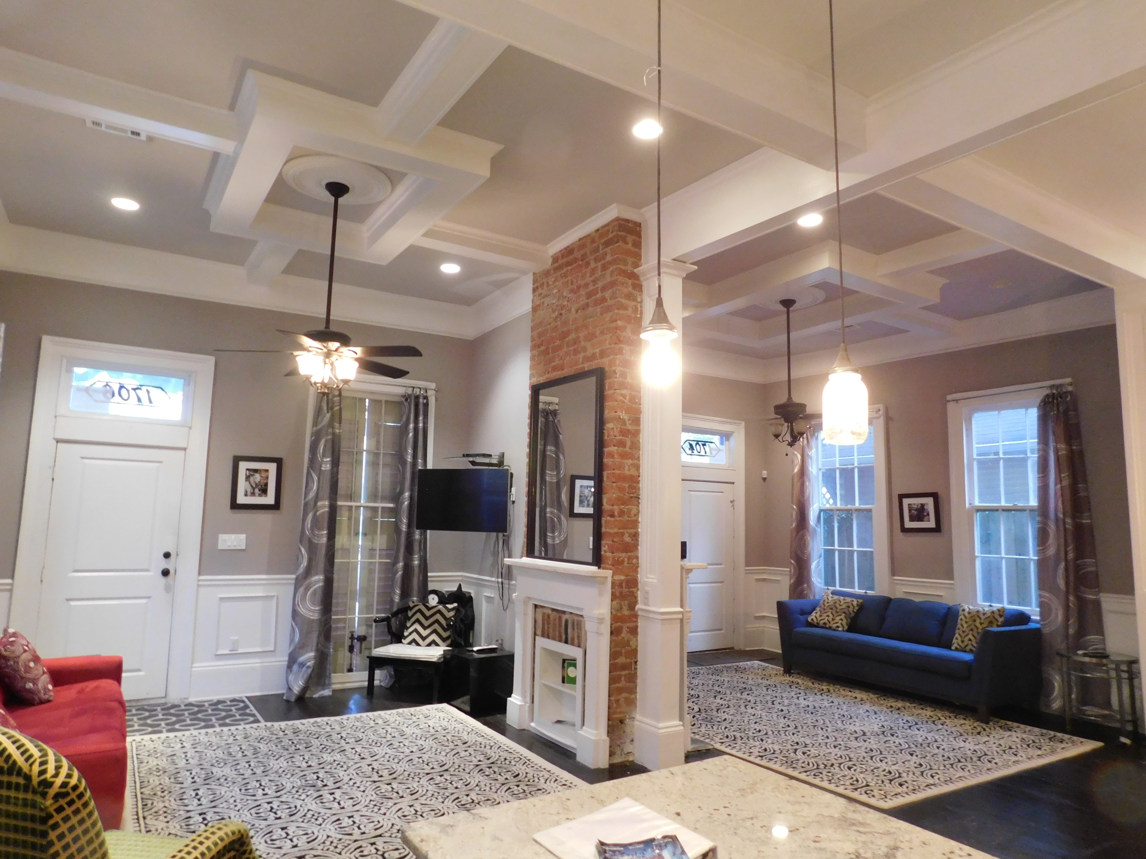 Bluesy Fairytale Walk 2 Frenchmen & French Quarter — rentals in Seventh Ward, New Orleans