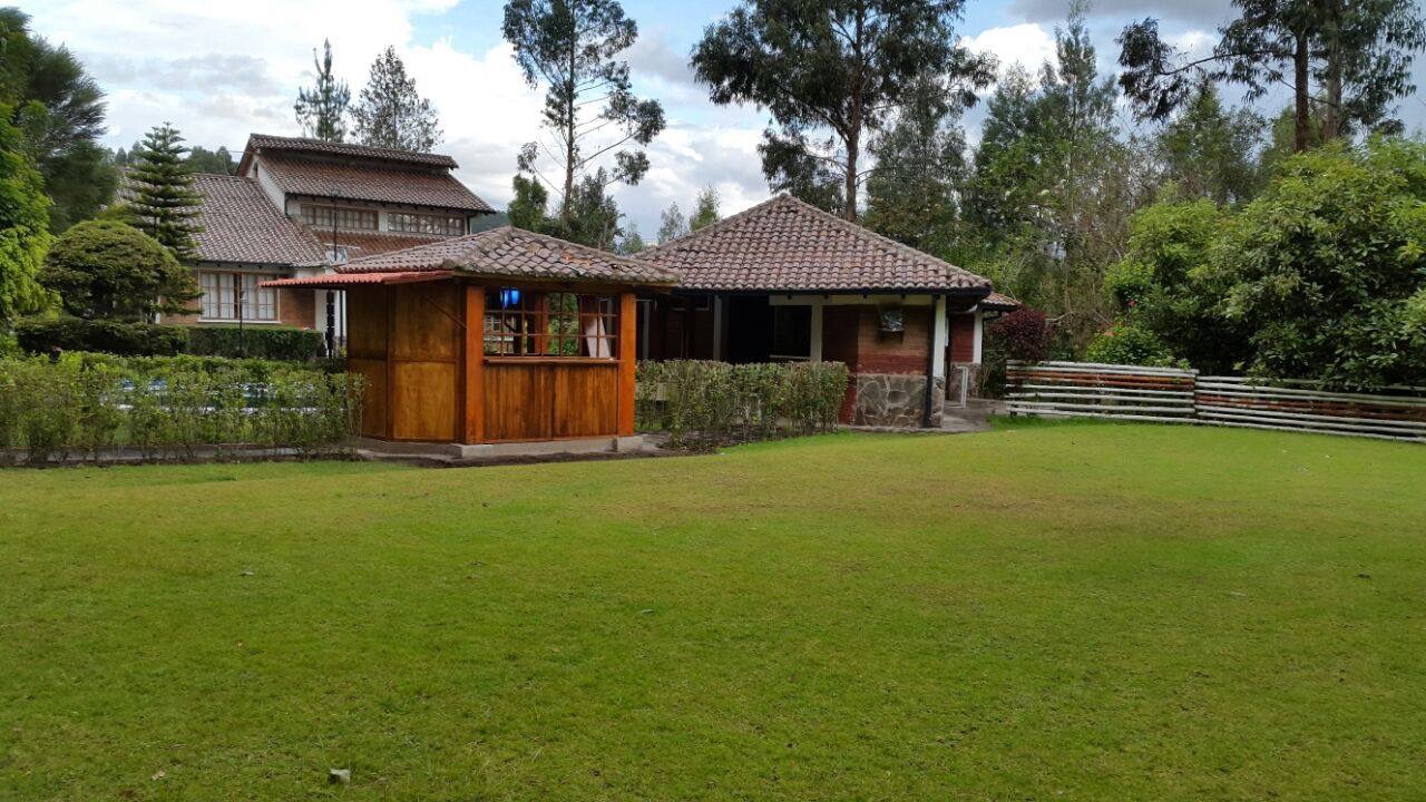 Linda casa de campo con piscina Chalés en alquiler en
