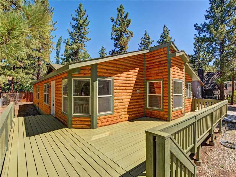 Cozy Modern Big Bear Home Near Everything! Houses for Rent in Big