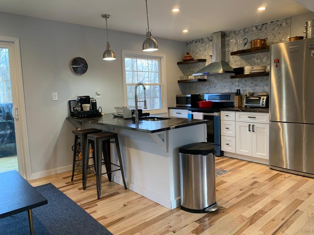 ChaletStyle Cabin in the Poconos/ Bushkill Falls. Houses for Rent in