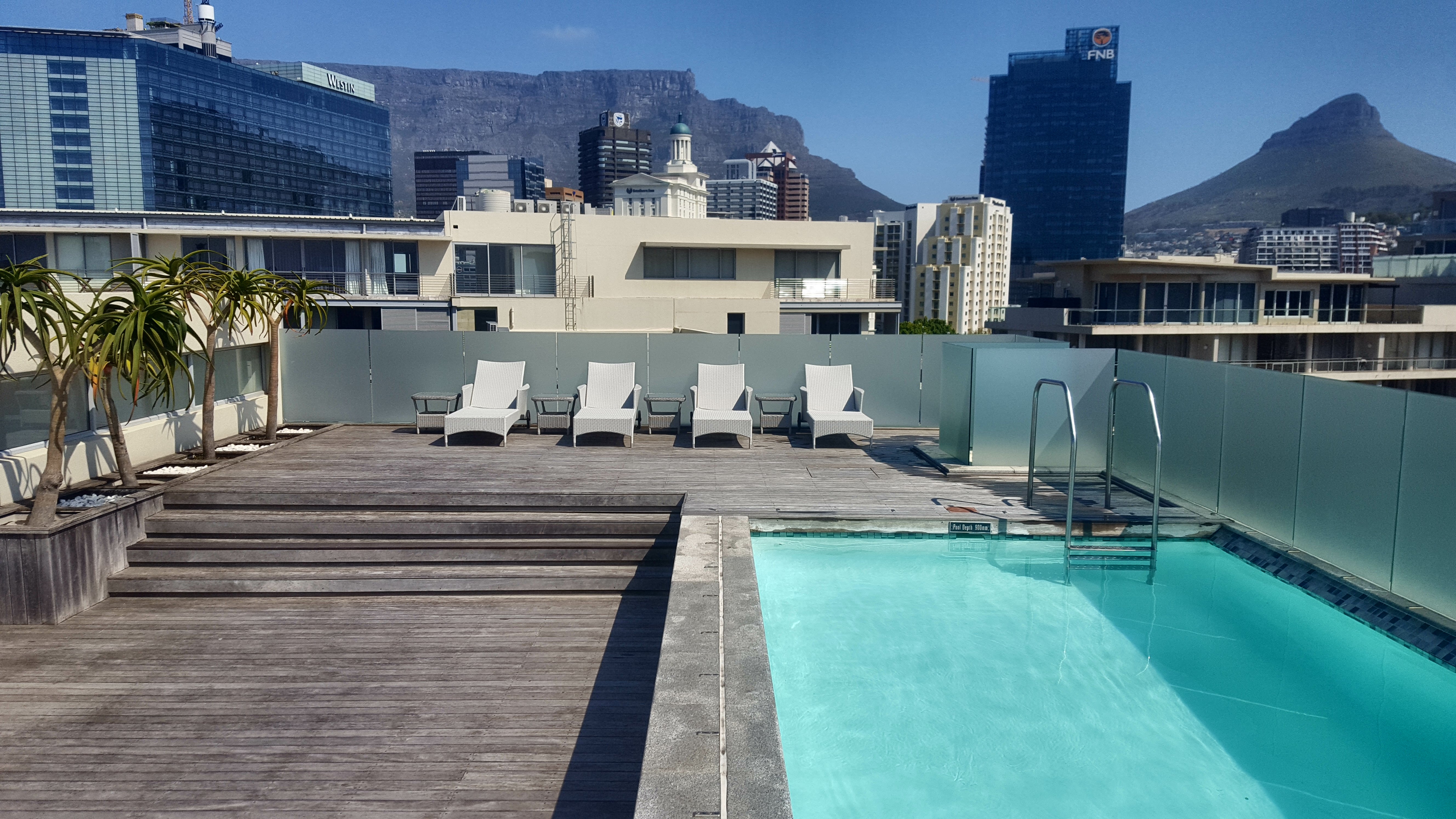Apartment near V&A Waterfront & Convention Centre