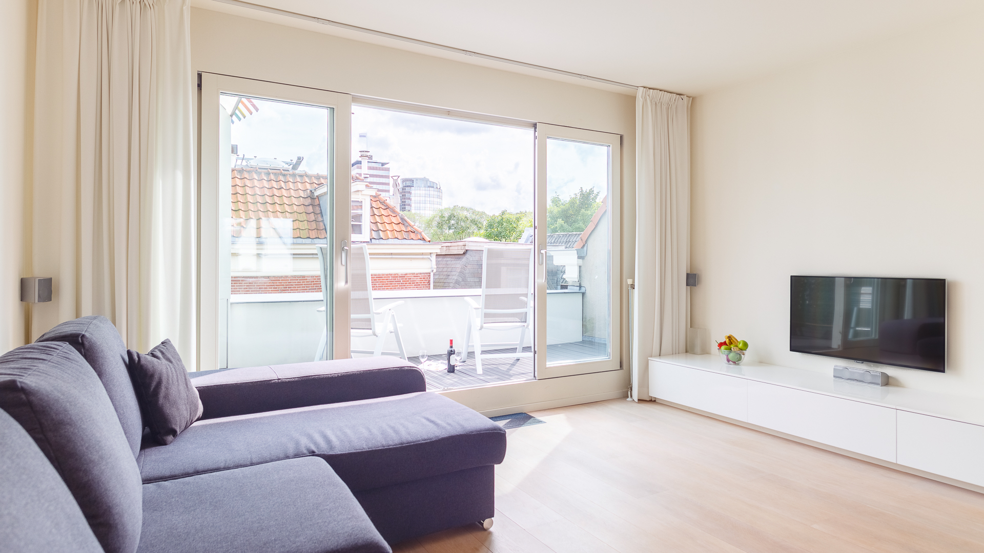 NEW Sunny Spacious City Centre Top Floor Apartment — Amsterdam stay
