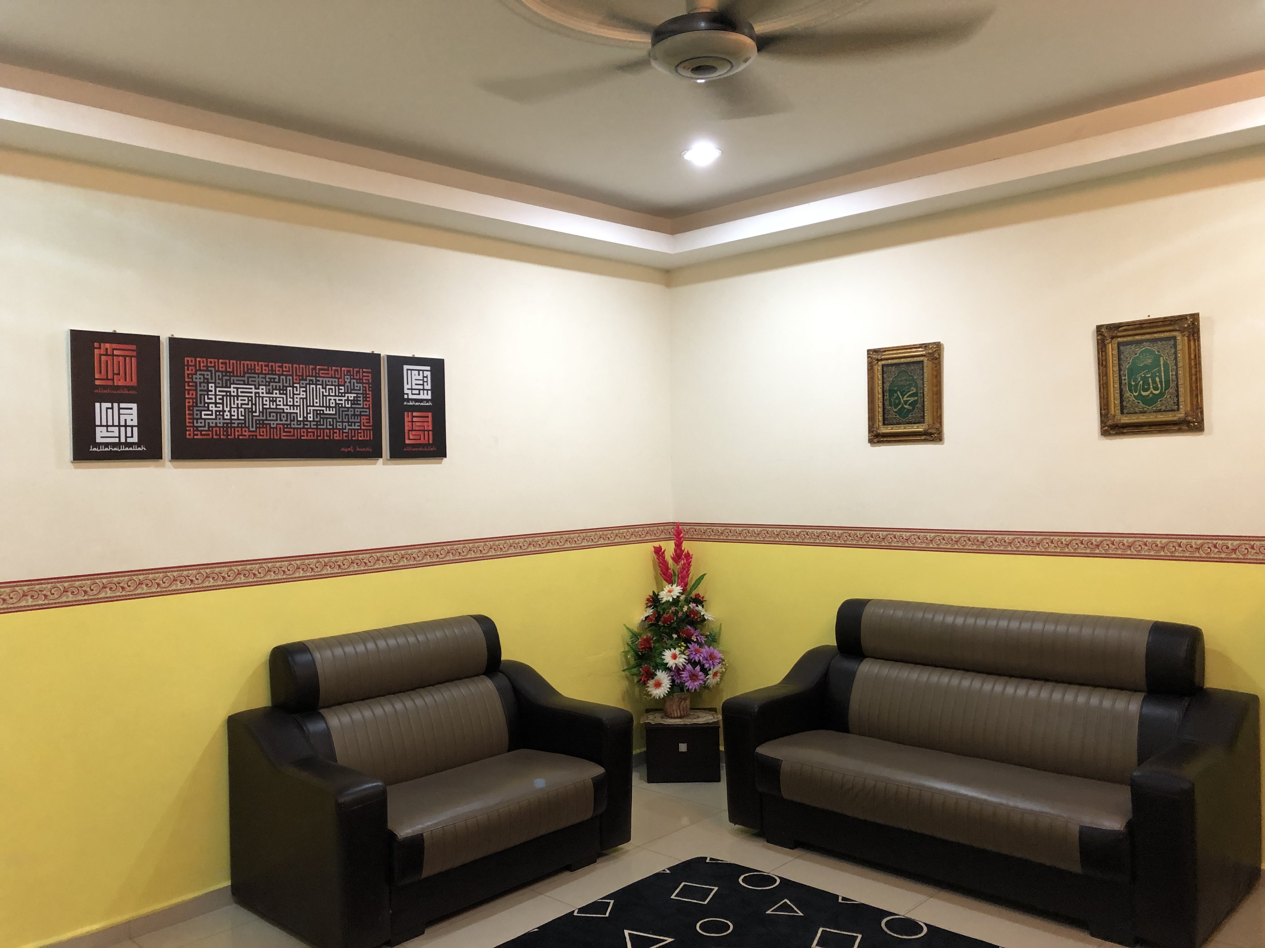 Nurhomestay 1 Bandar Melaka Muslim 4 Room Aircond Houses For Rent In Melaka Melaka Malaysia