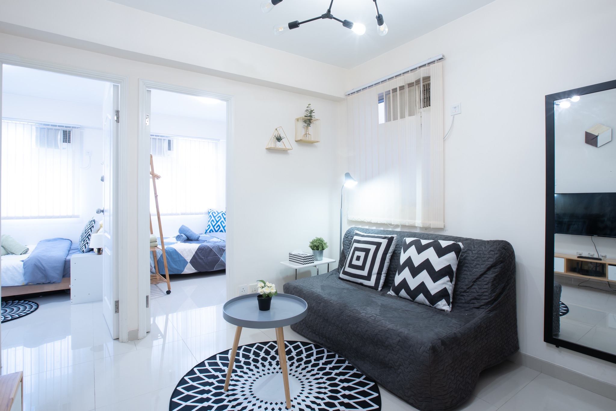 T2F Best of TST! Bright and modern 2 bedroom
