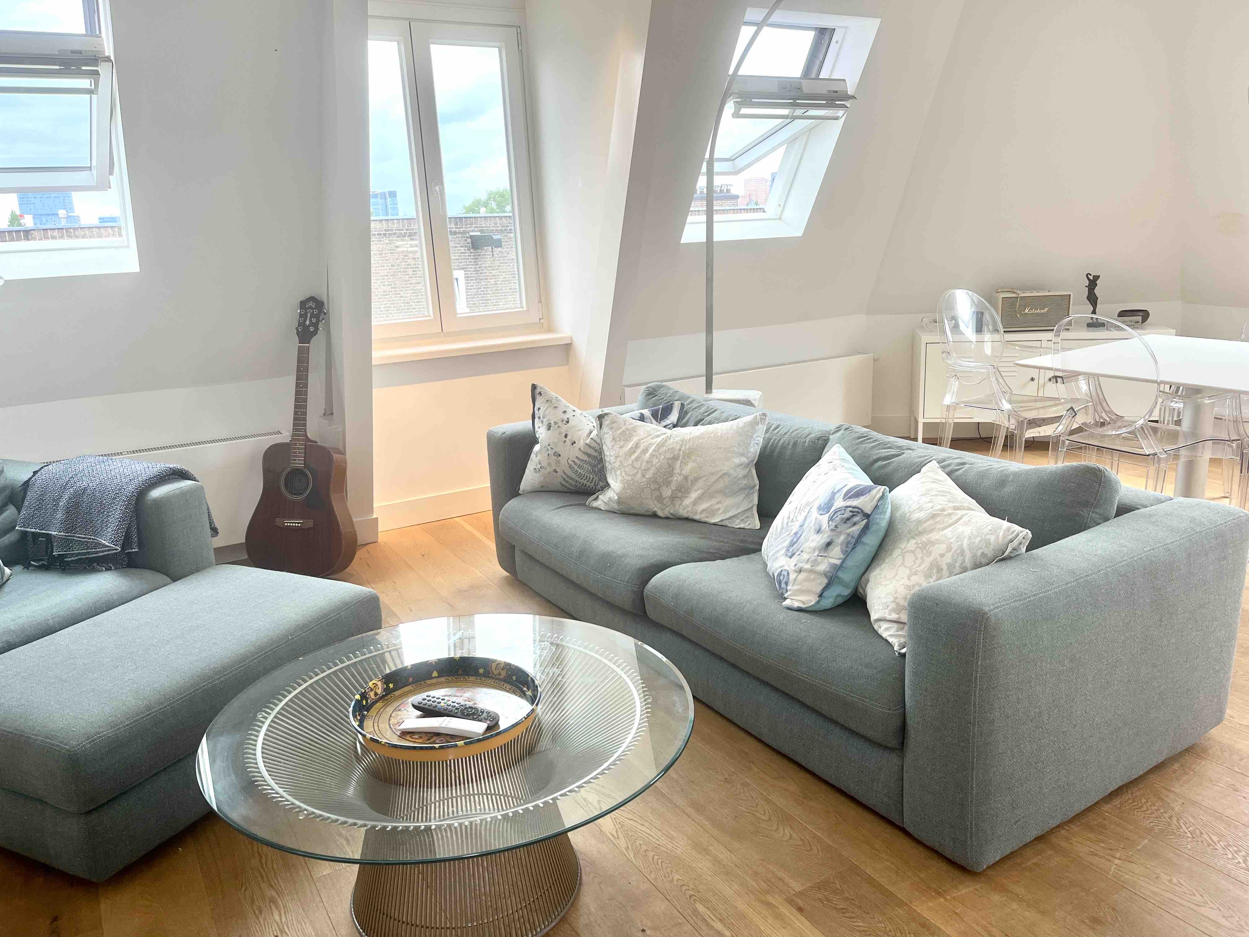 Awesome 2 Bed/ 2 Bath in Pijp. with best rooftop — Amsterdam stay