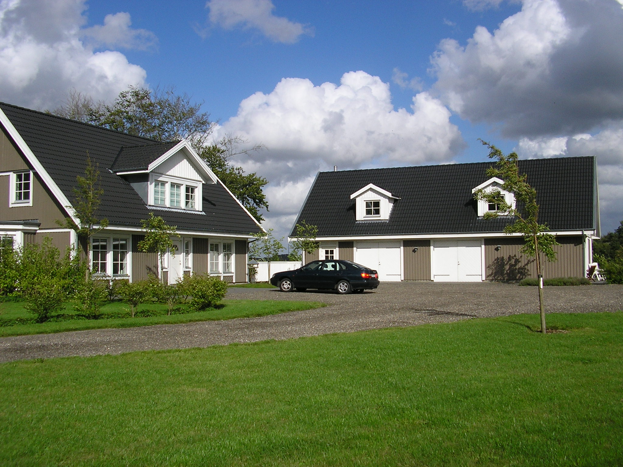 Andersen's House - Double weather. + single weather.