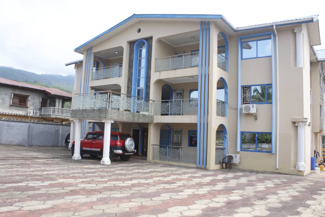 PhaGibs Inn (Fully furnished 3 bedrooms apartment)