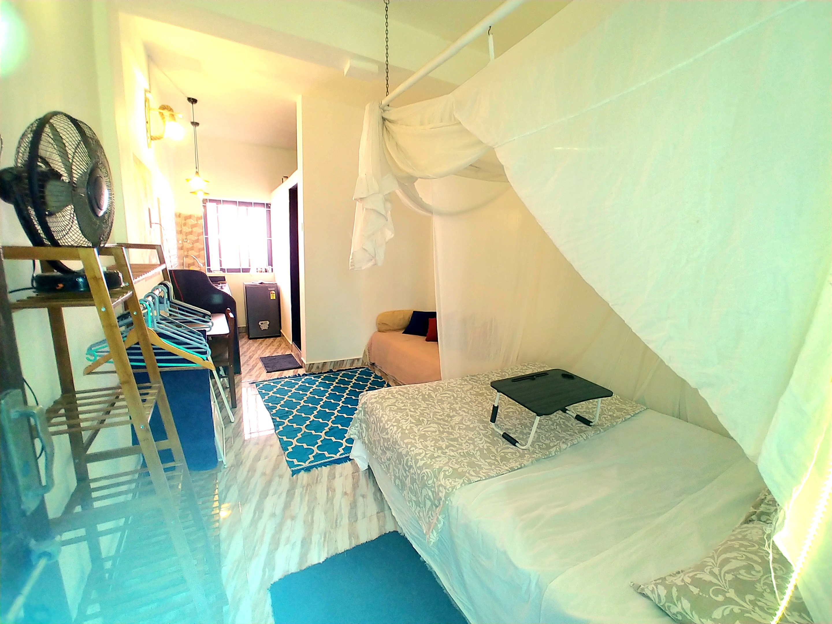 l The Love Nest Studio 3-AC/Fast Wi-Fi/Pow backup