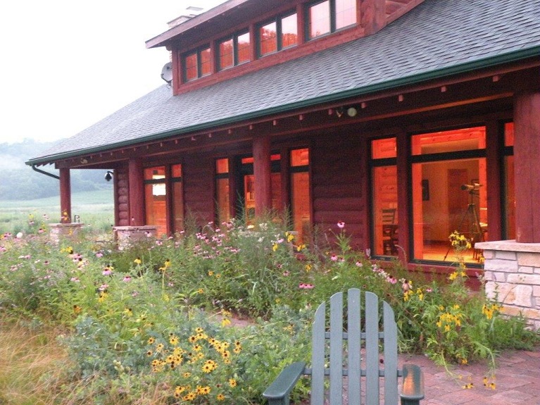 Prairie Song Farm Trout fish, hike, unwind! Houses for Rent in