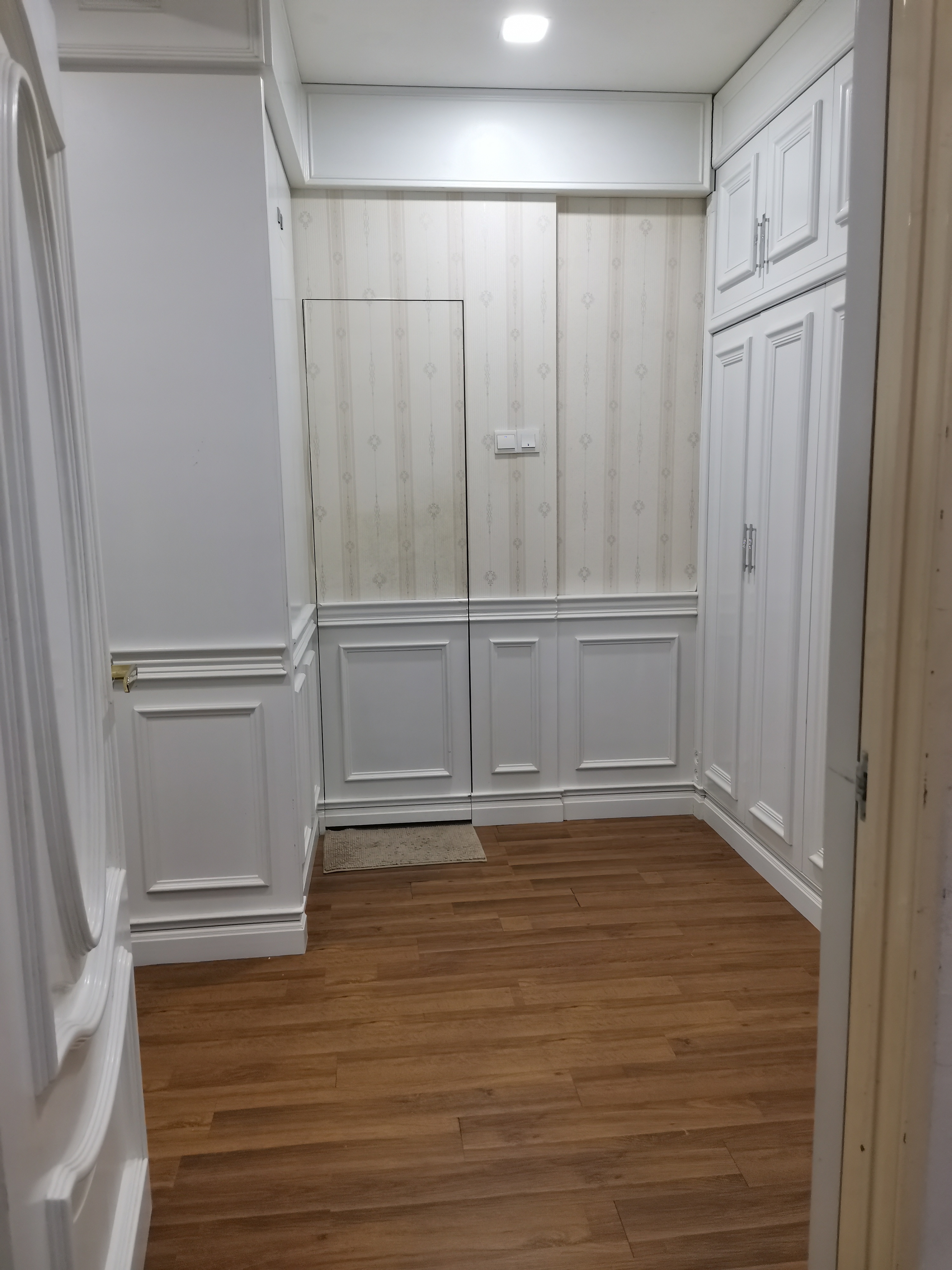 Kota Seriemas Premium Homestay DD/Modern Design - Houses for Rent