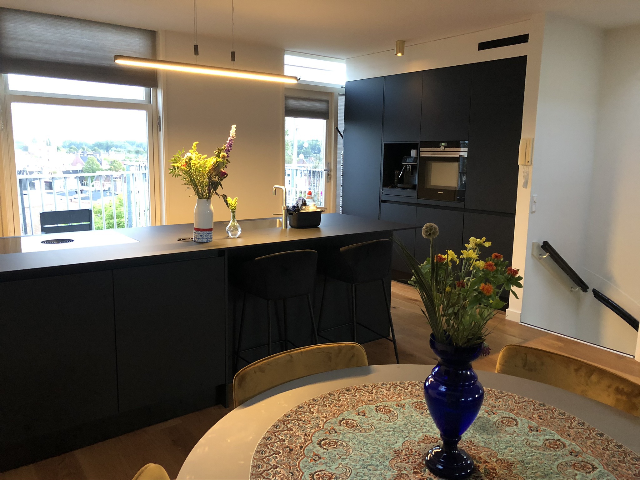 Beautiful apartment with roof terrace, sun all day โ Amsterdam stay