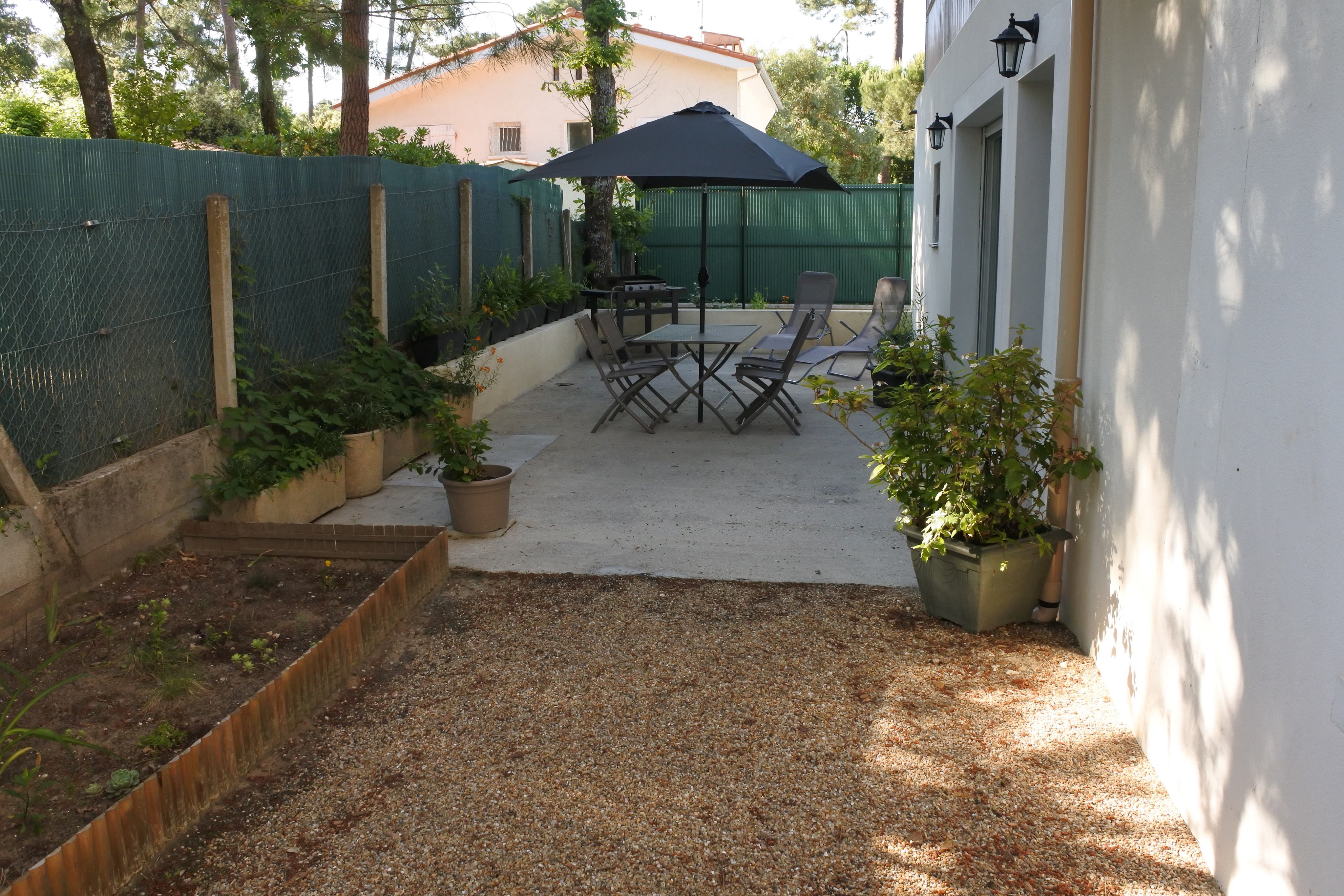 Quiet and modern T2 500 m from Royan beach