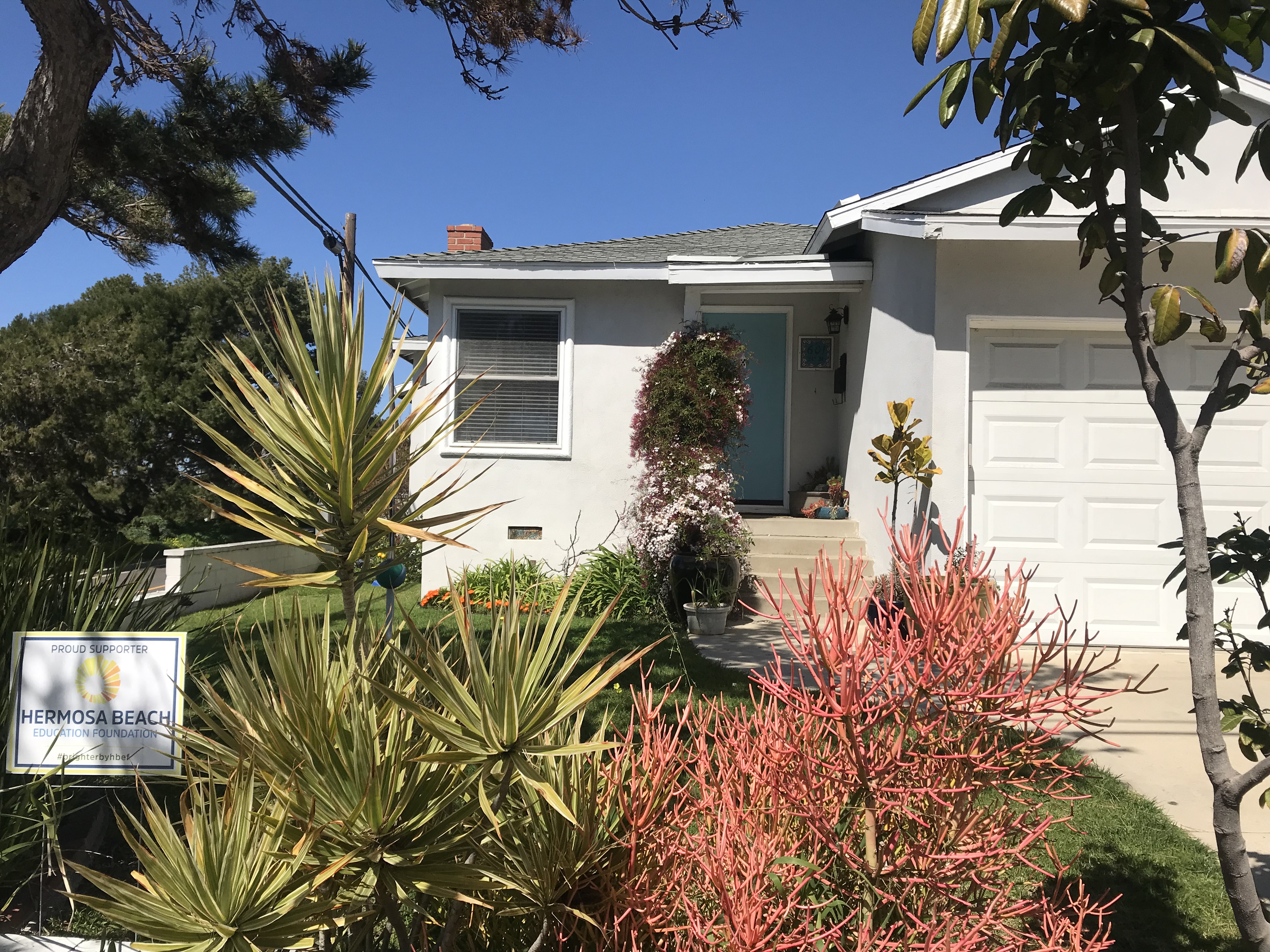 Perfect 3BR Beach House, Walk to Beach, New Sauna in Hermosa Beach, Los Angeles