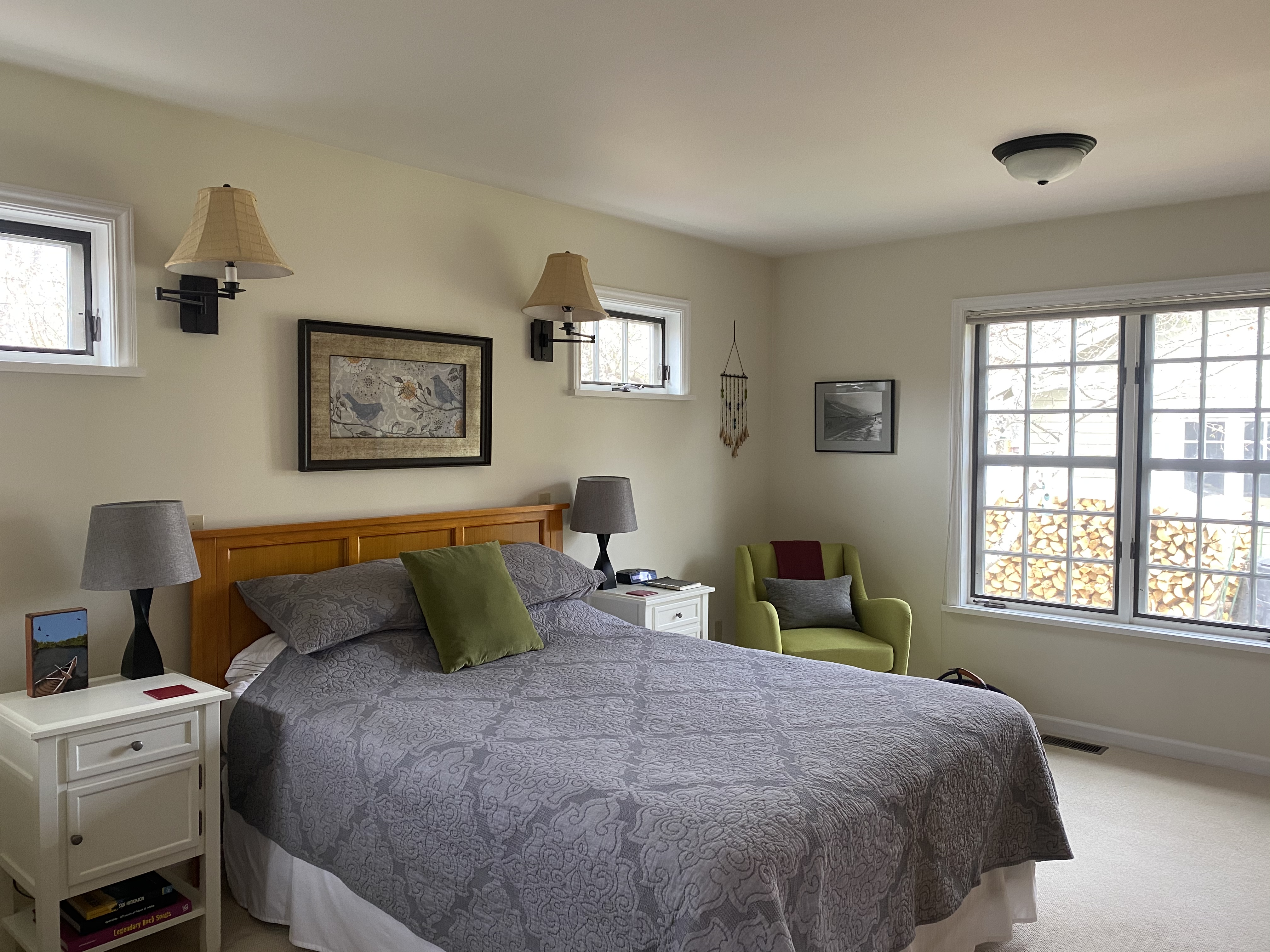 Spacious, Light Private Suite in the Heart of Town in Bozeman, Bozeman