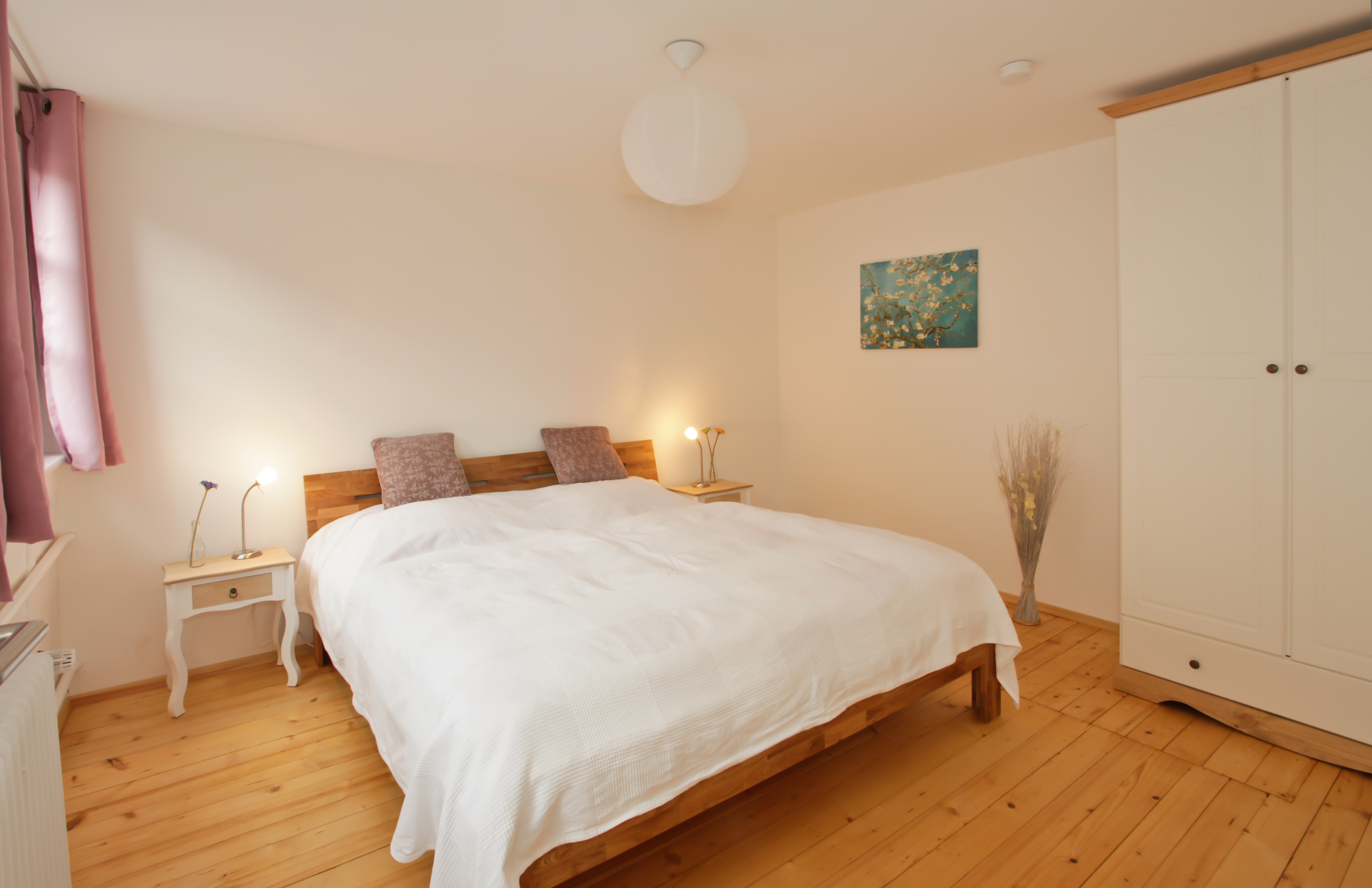 Sunny 2 room apartment in the old town of Meersburg