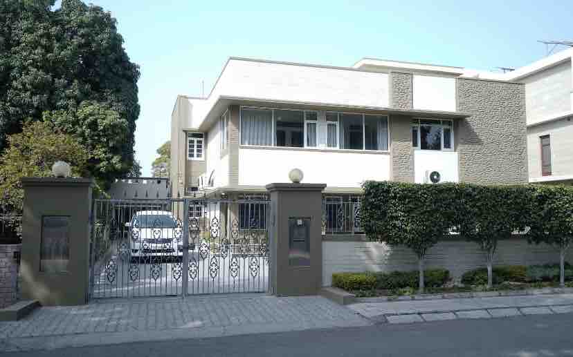 Family apartment- Home in City Beautiful (FF)