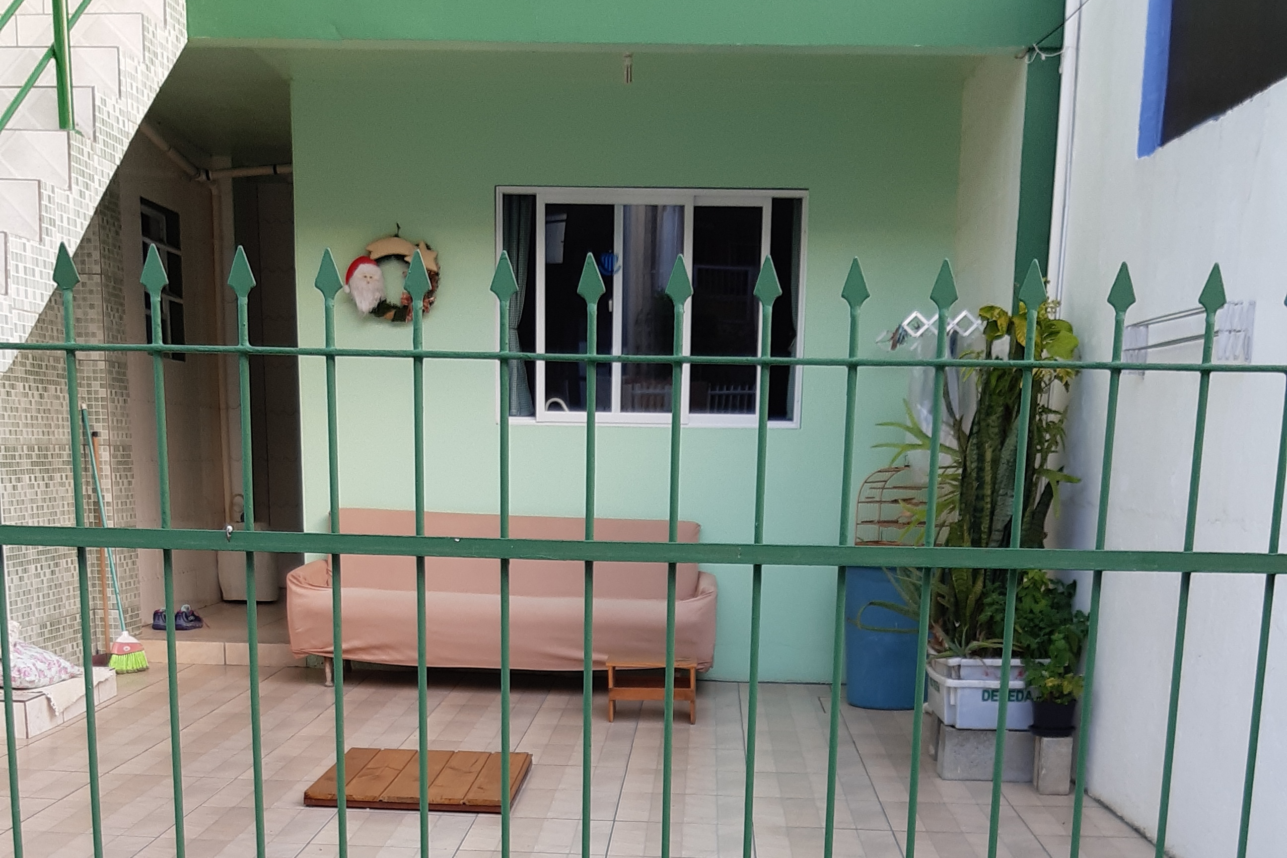 Apt of 2dorm, 20 METERS FROM the beach!