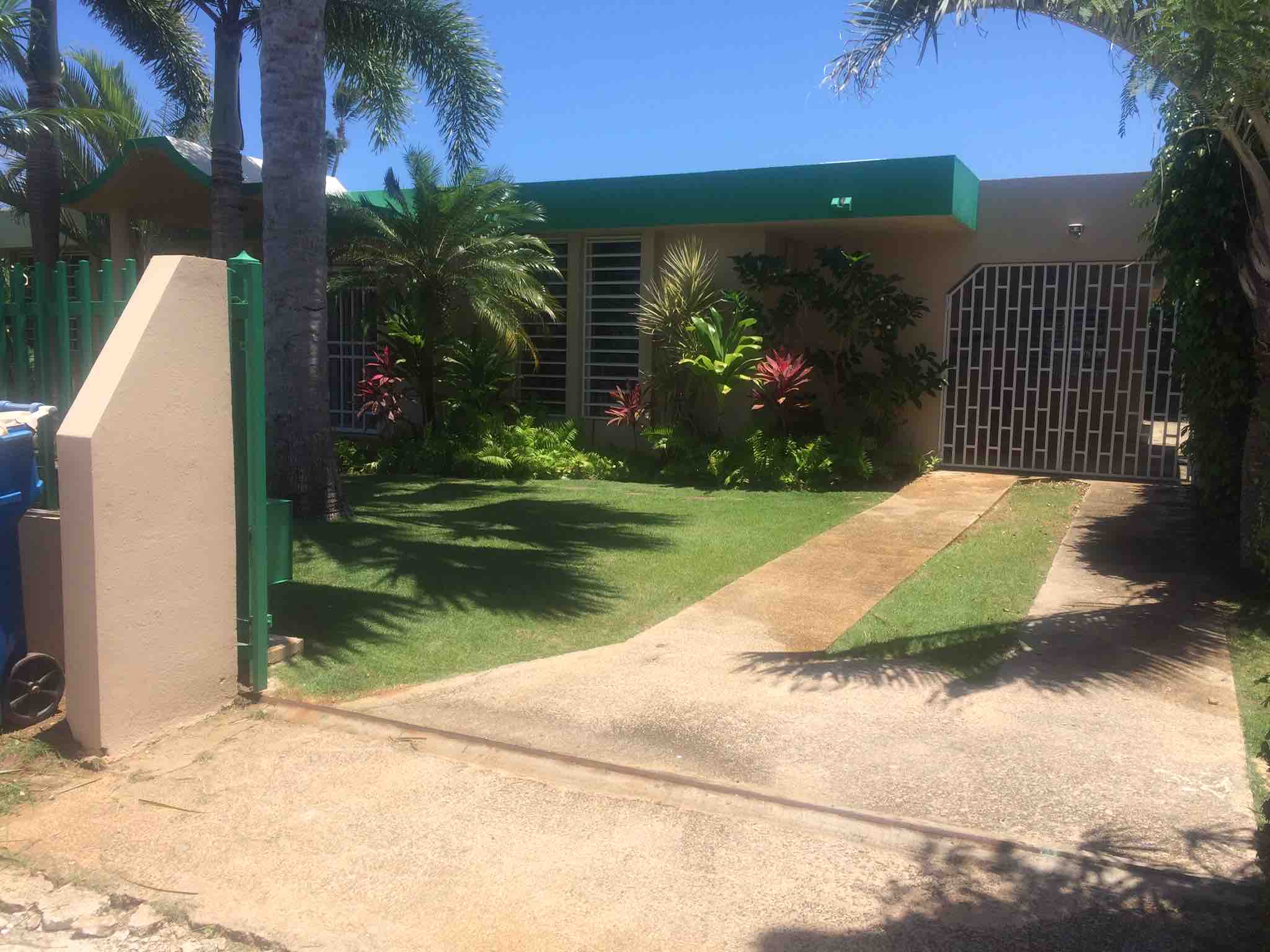 The Hideaway on Ramey *now solar powered* Houses for Rent in