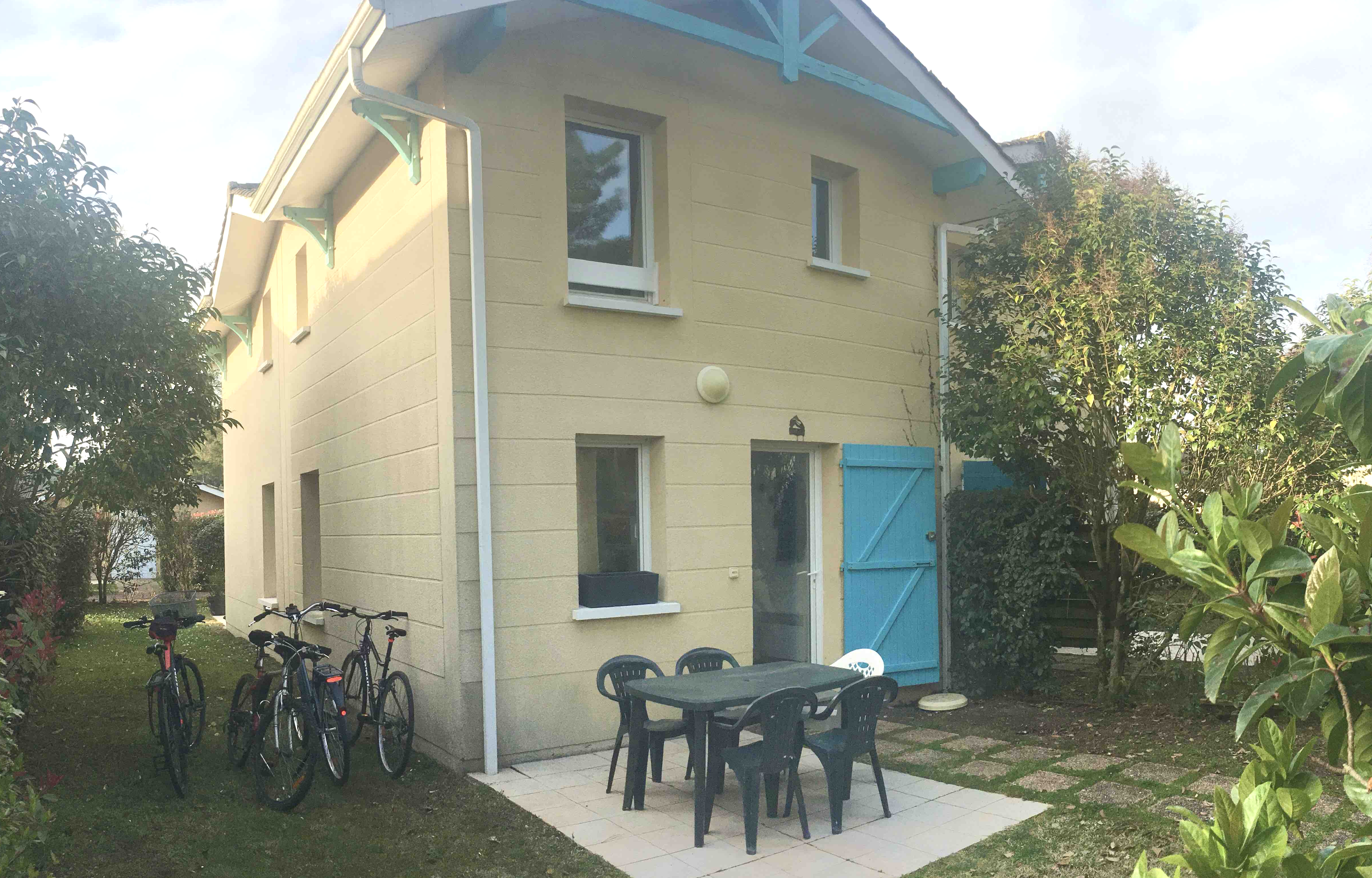 Maisonette between ocean and estuary + 4 bikes