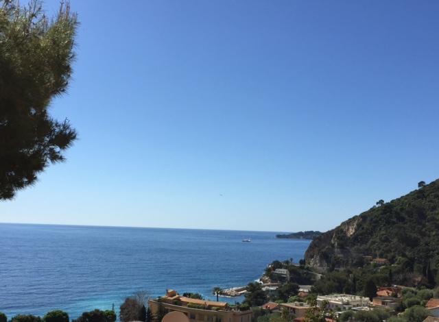 Eze S/Mer spacious sunny apt with exceptional view