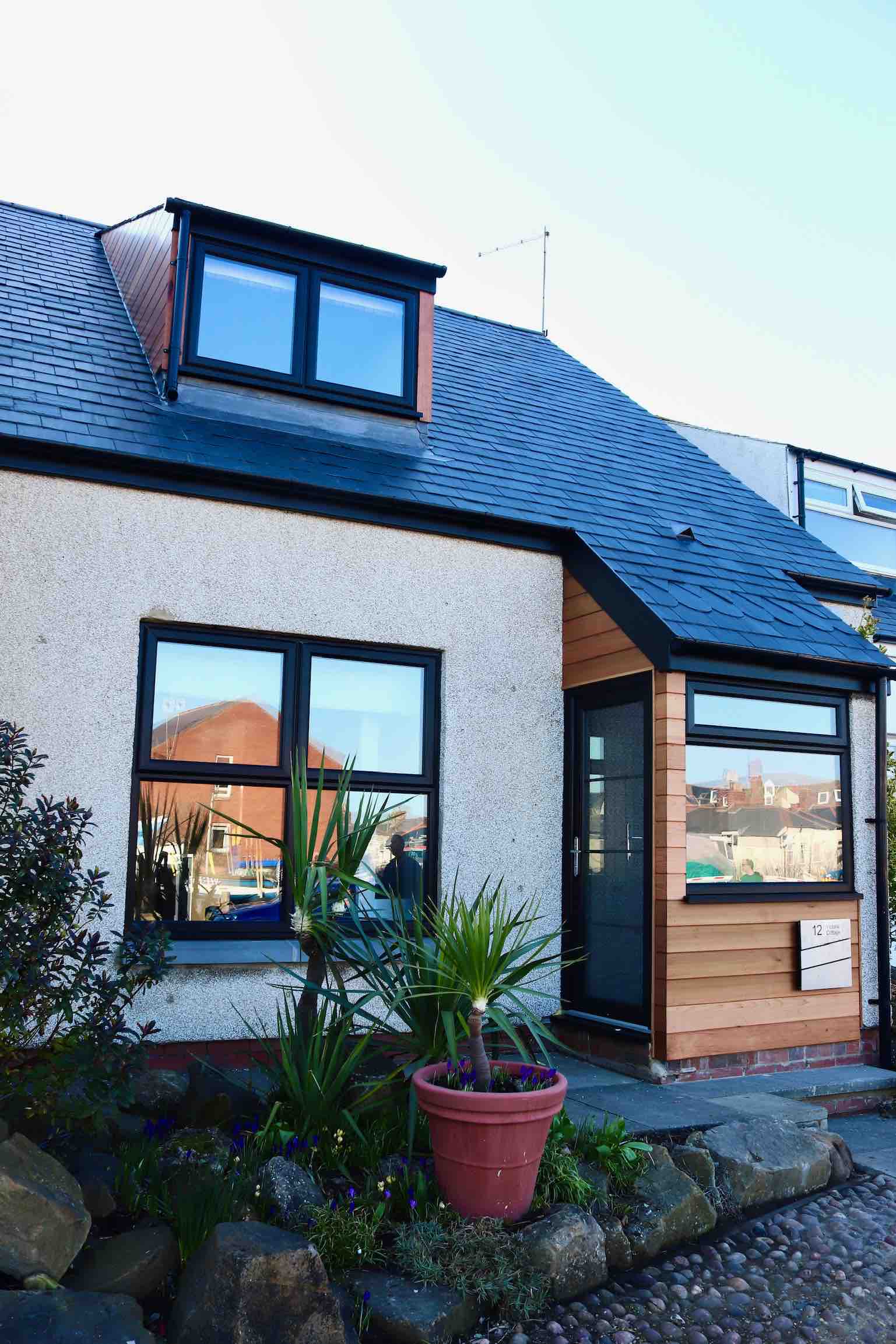 Fabulous Cozy Sea Front Cottage Cottages for Rent in Cullercoats