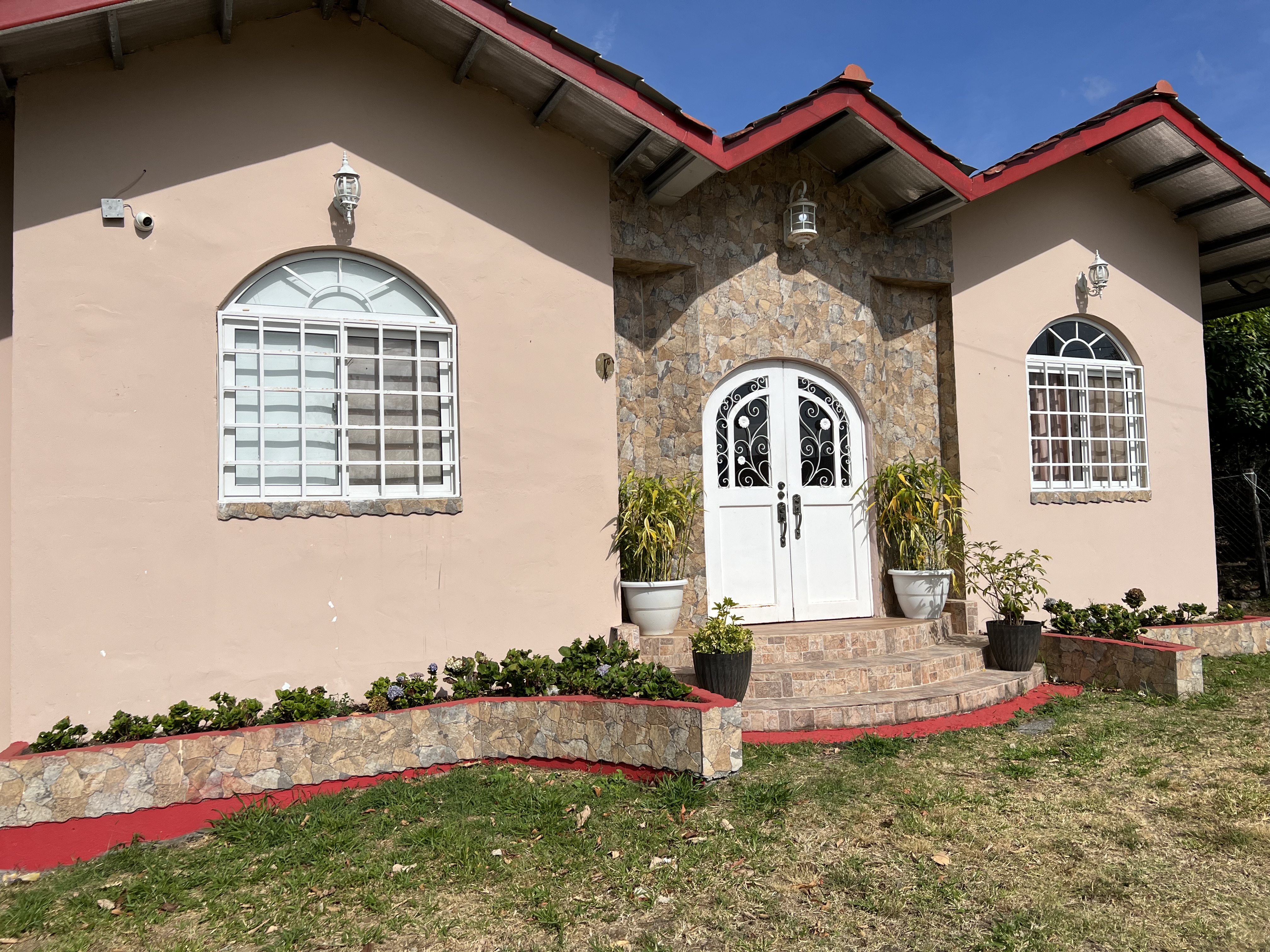 Cozy house in Boquete. Come to relax