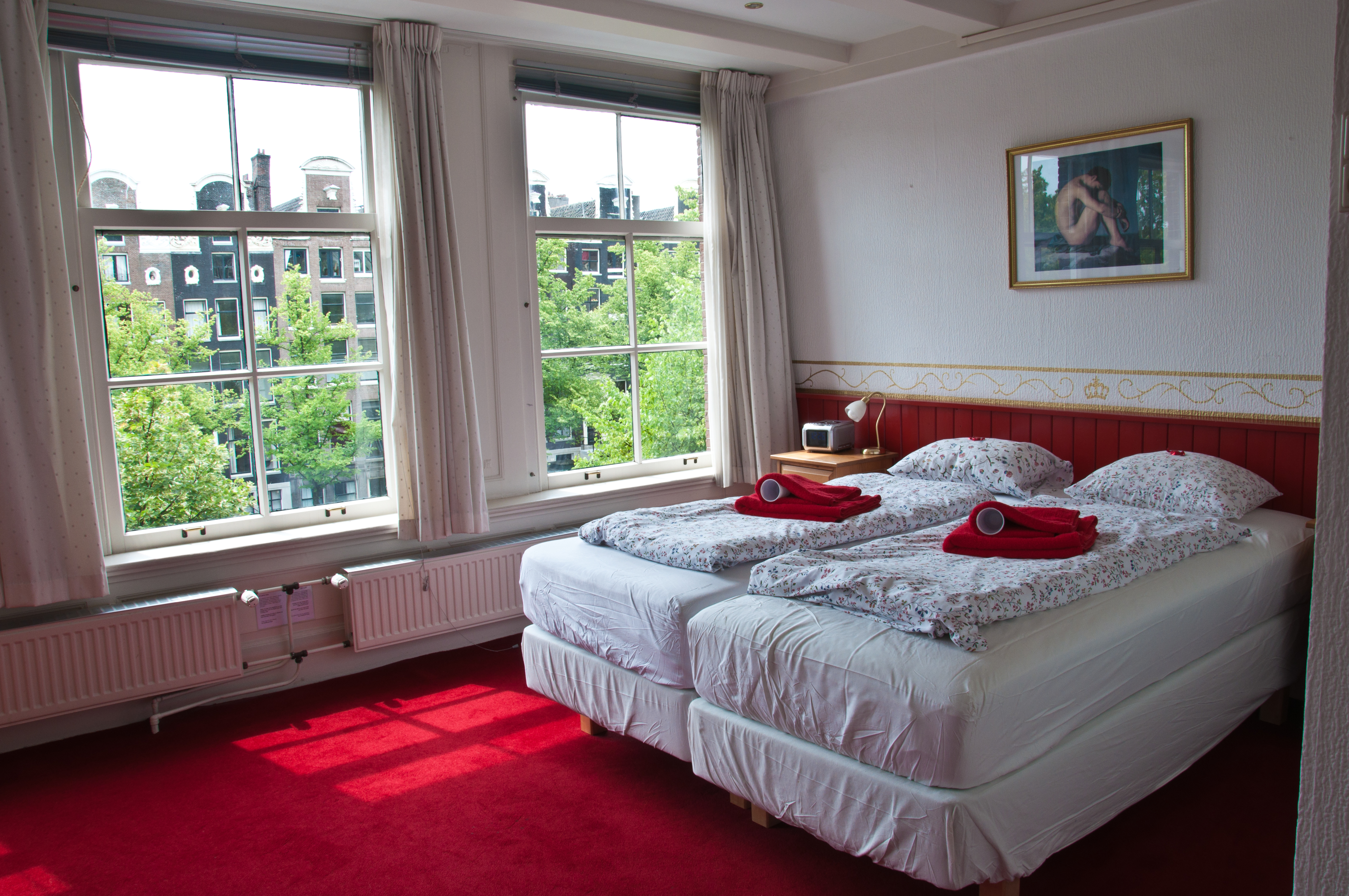 Charming room with view on the Keizersgracht (31) — Amsterdam stay