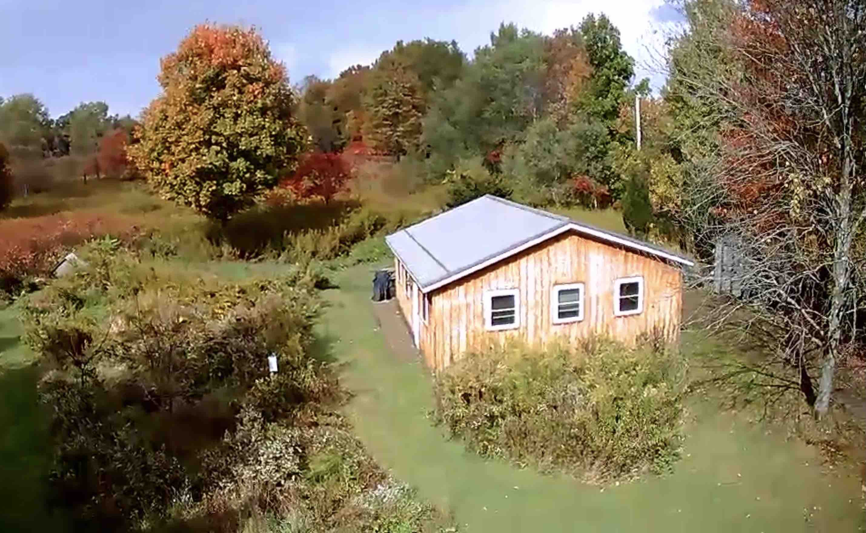 2 bedroom cottage between Edinboro and Meadville Cabins for Rent in