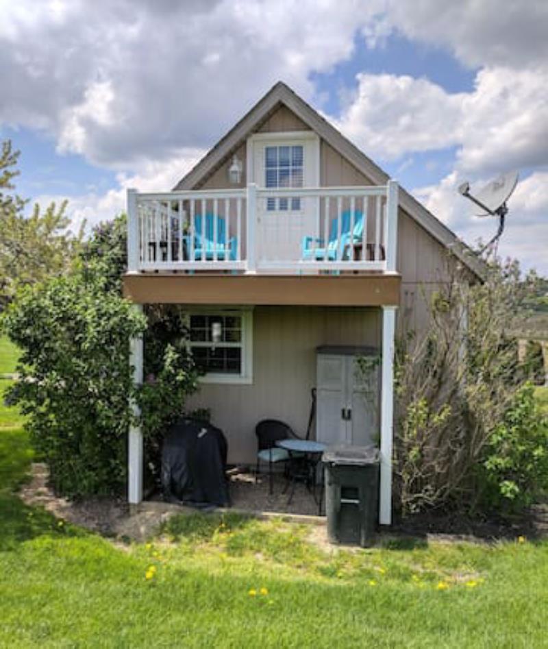 Private Romantic stone cottage in Amish country Cottages for Rent in