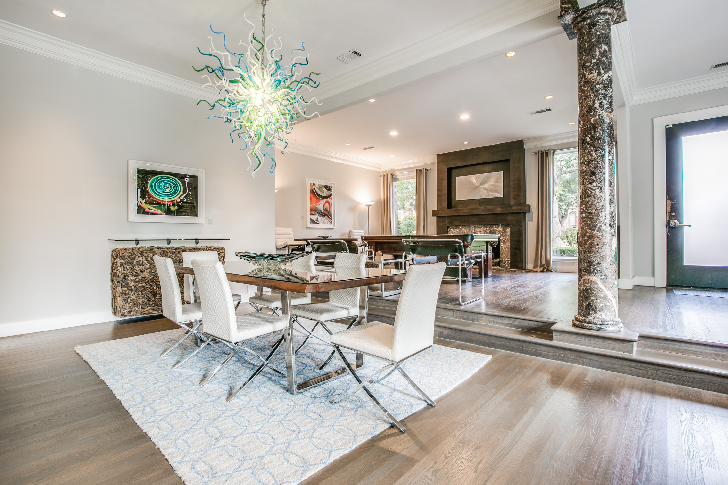 The Best Dallas Has To Offer. Heated Pool/Spa! in District 10, Dallas