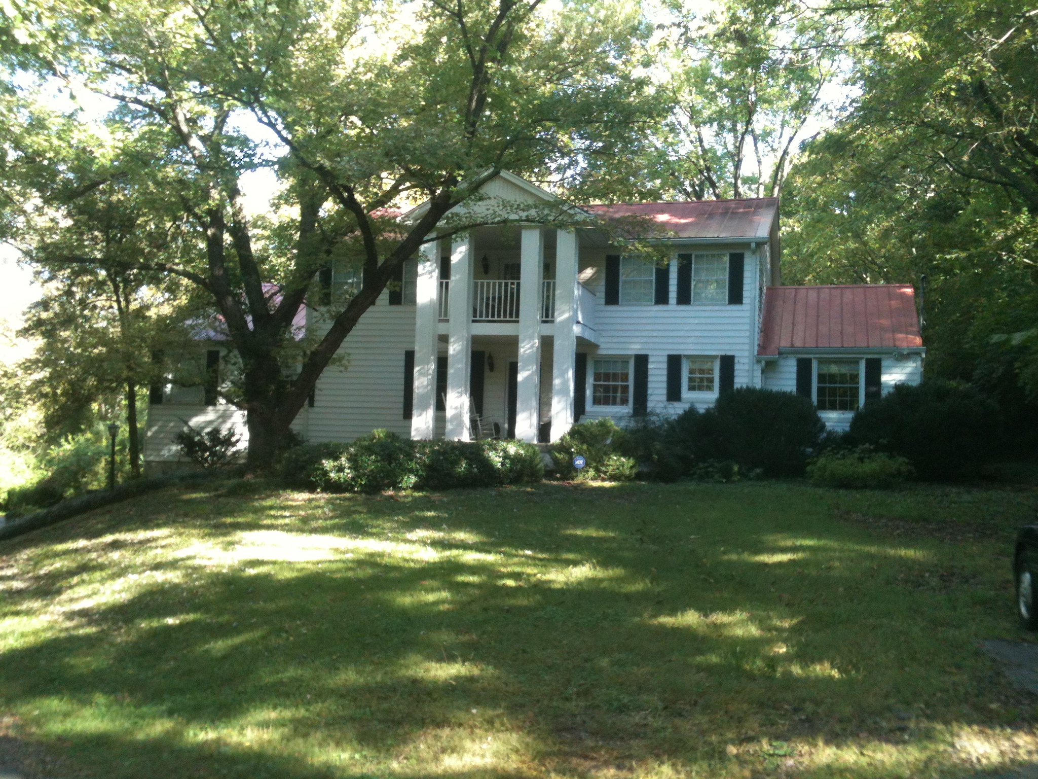 Southern Charm meets Old World Hospitality in District 25, Nashville