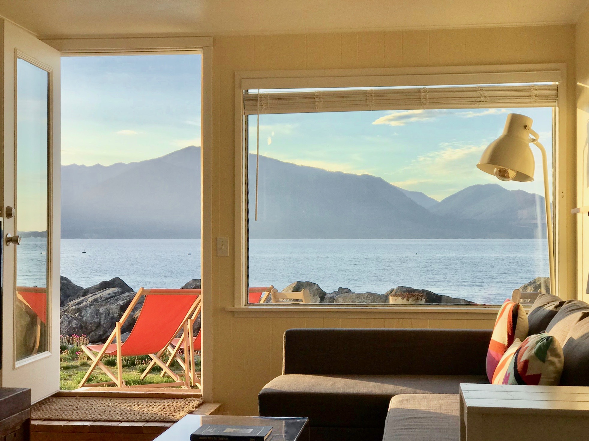 Yummy Beach 2 Cottages for Rent in Seabeck, Washington, United States